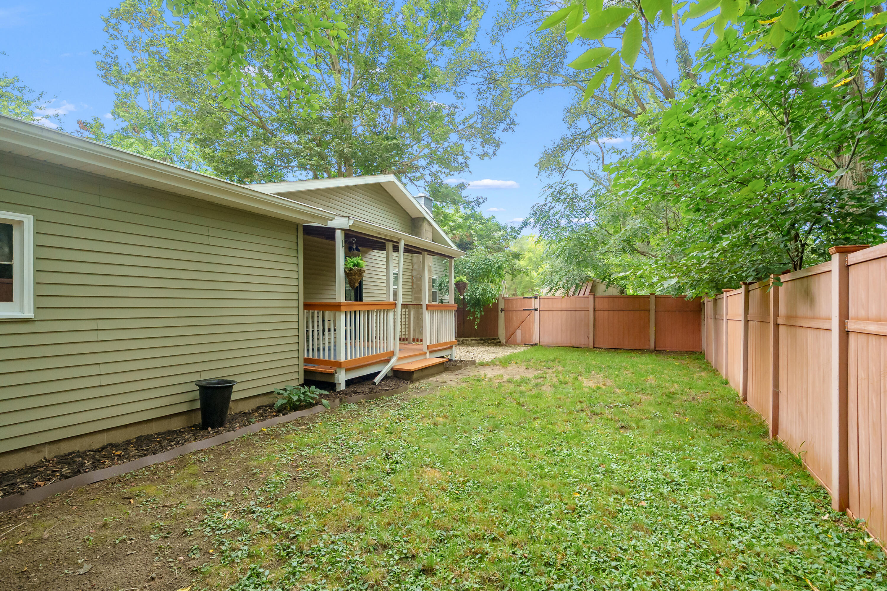 144 Floral Avenue Property Photo 29