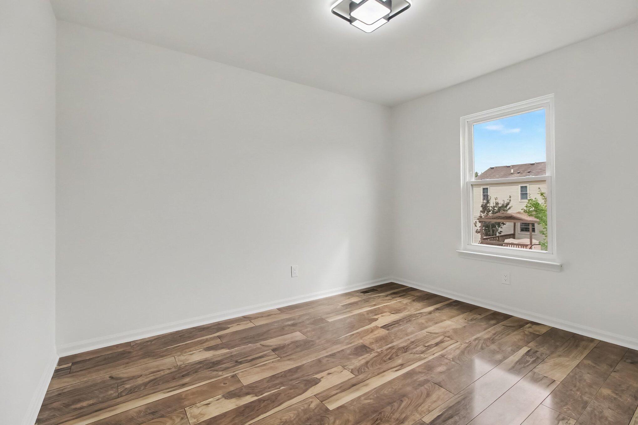 3236 Monument Property Photo 16