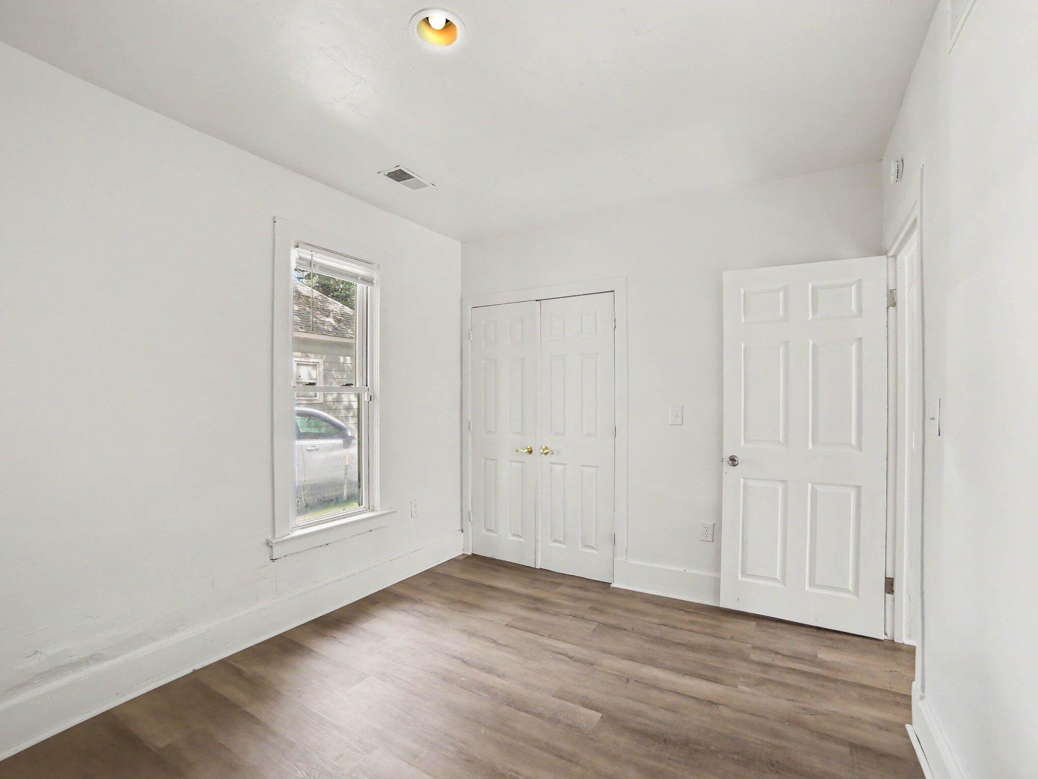 1876 Leahy Street Property Photo 11