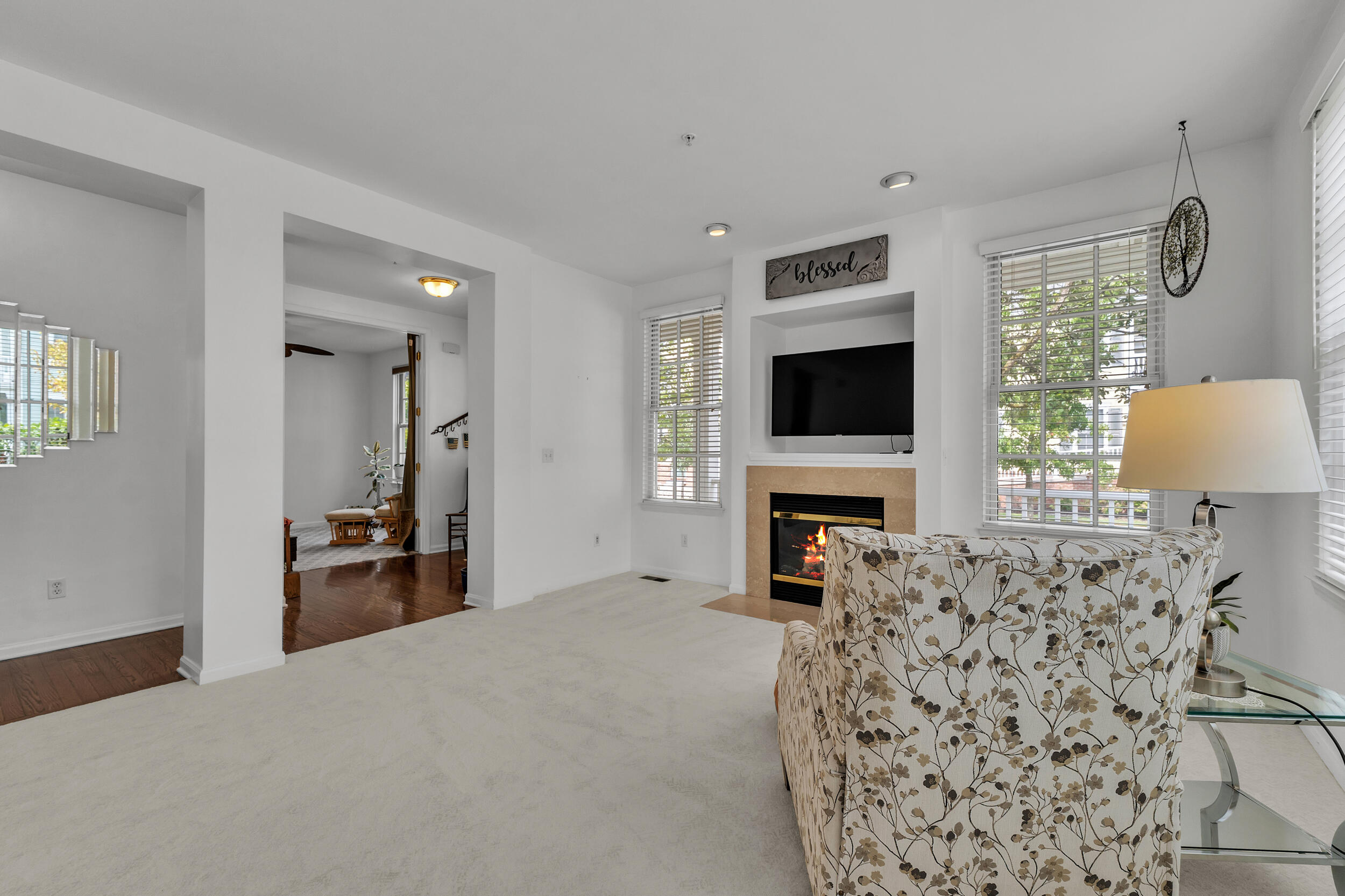 594 Constitution Street Property Photo 15