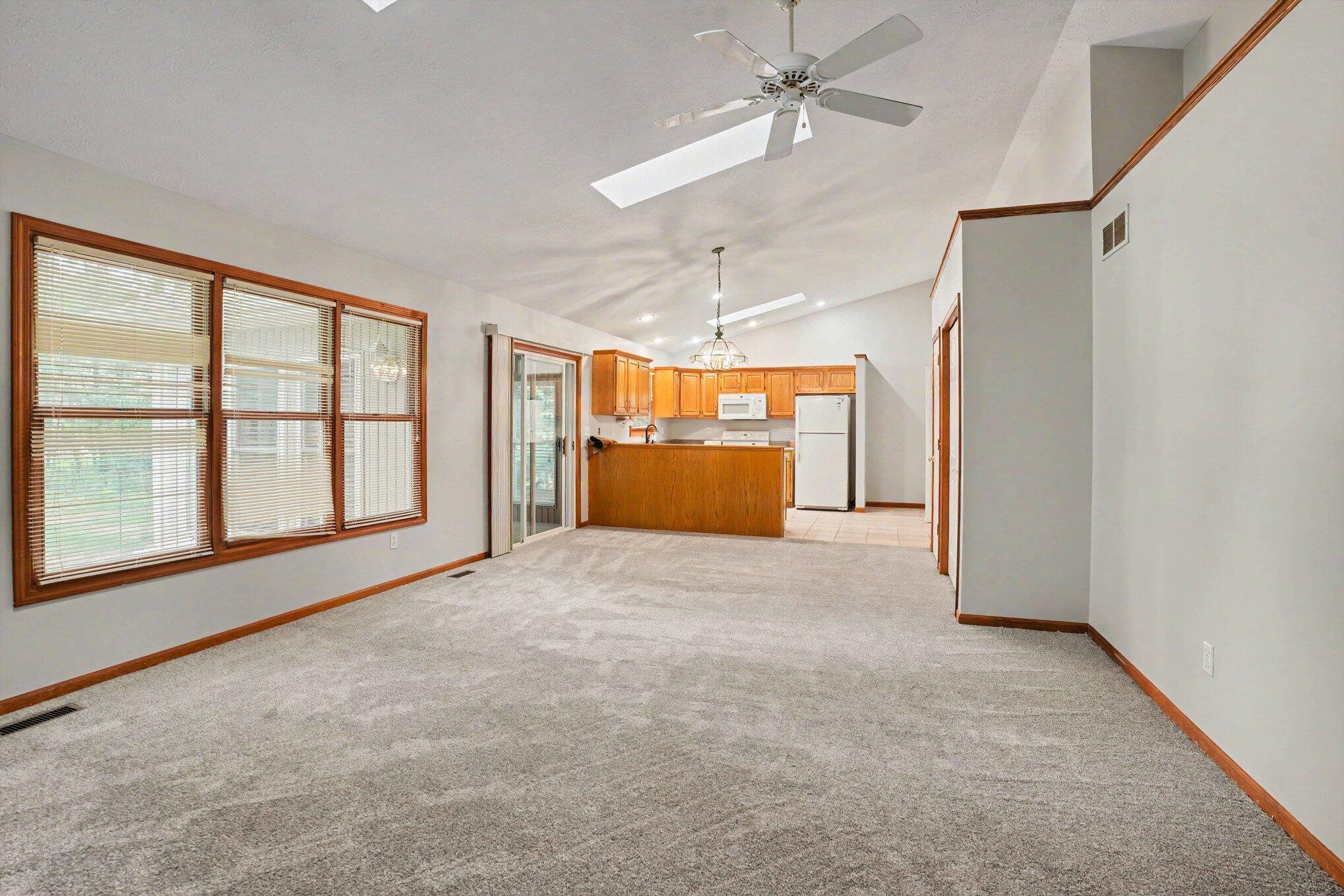 1498 Estero Drive Property Photo 9
