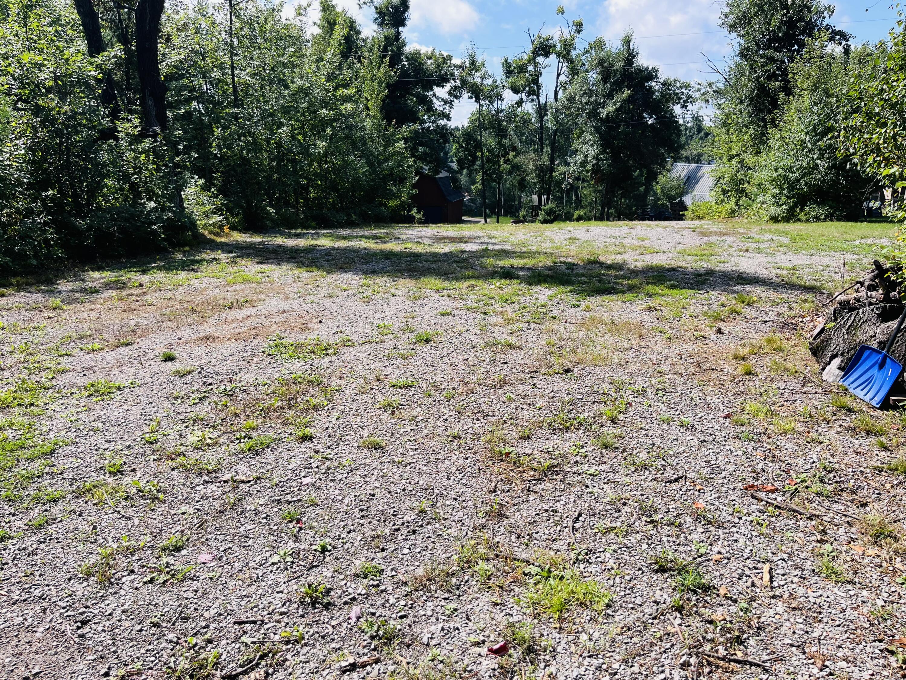 V/l Beach Road Property Photo 1
