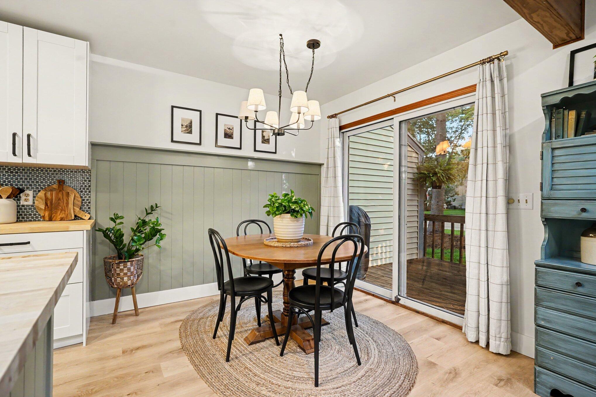 17511 Parkwood Drive B Property Photo 9