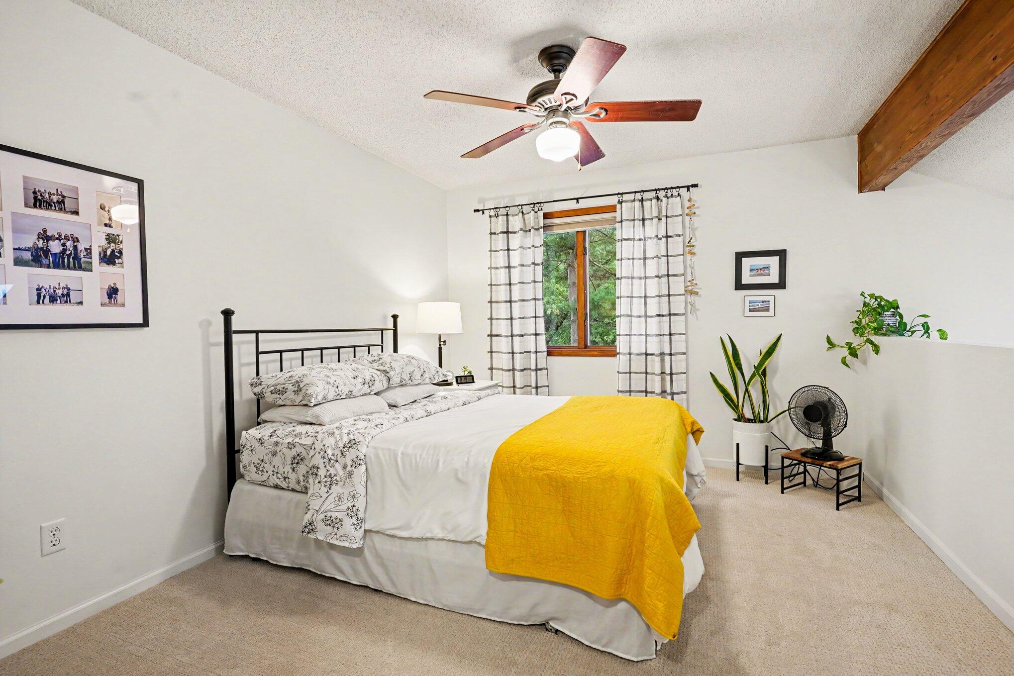17511 Parkwood Drive B Property Photo 21