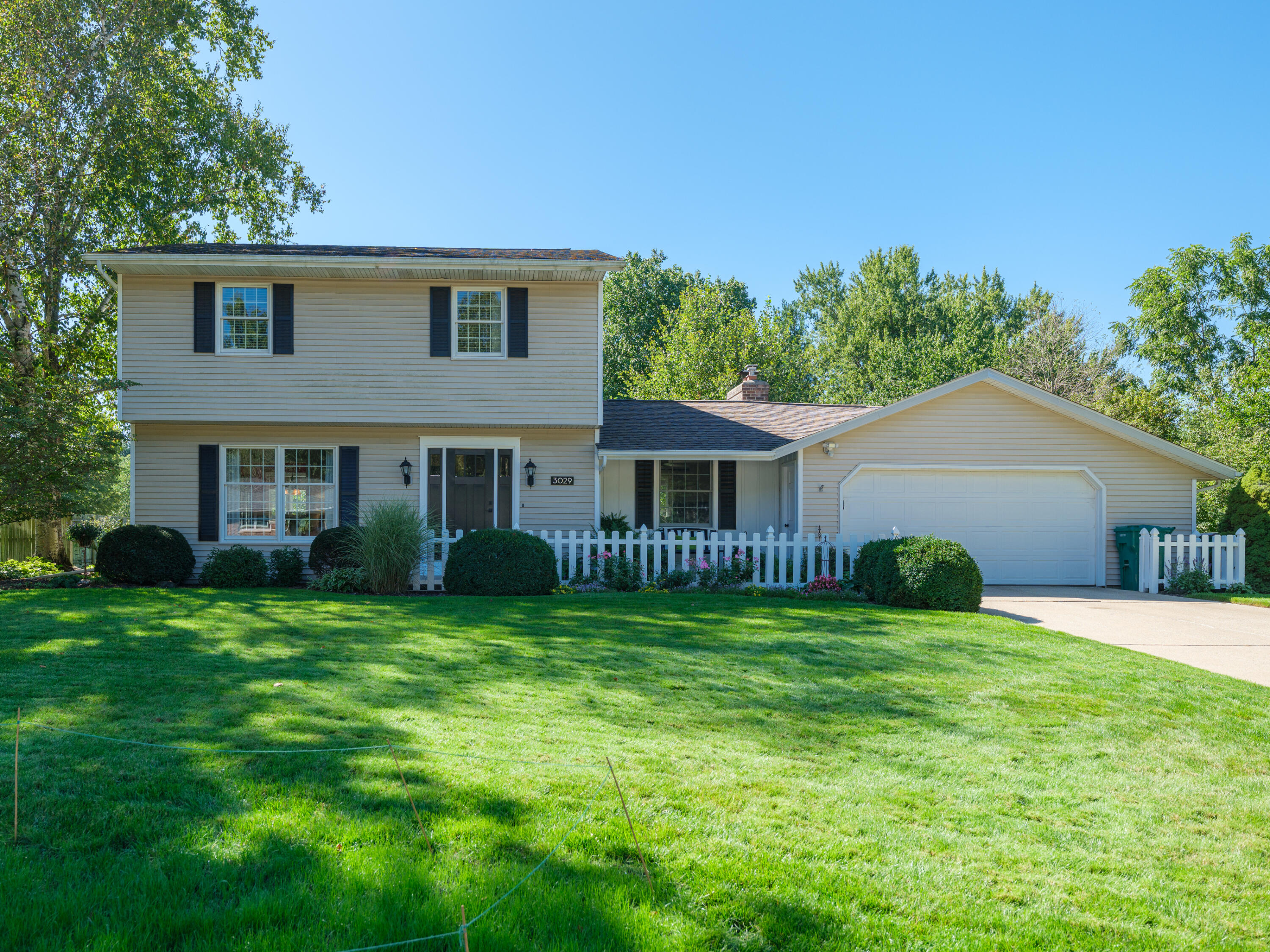 3029 Tattersall Road Property Photo 1