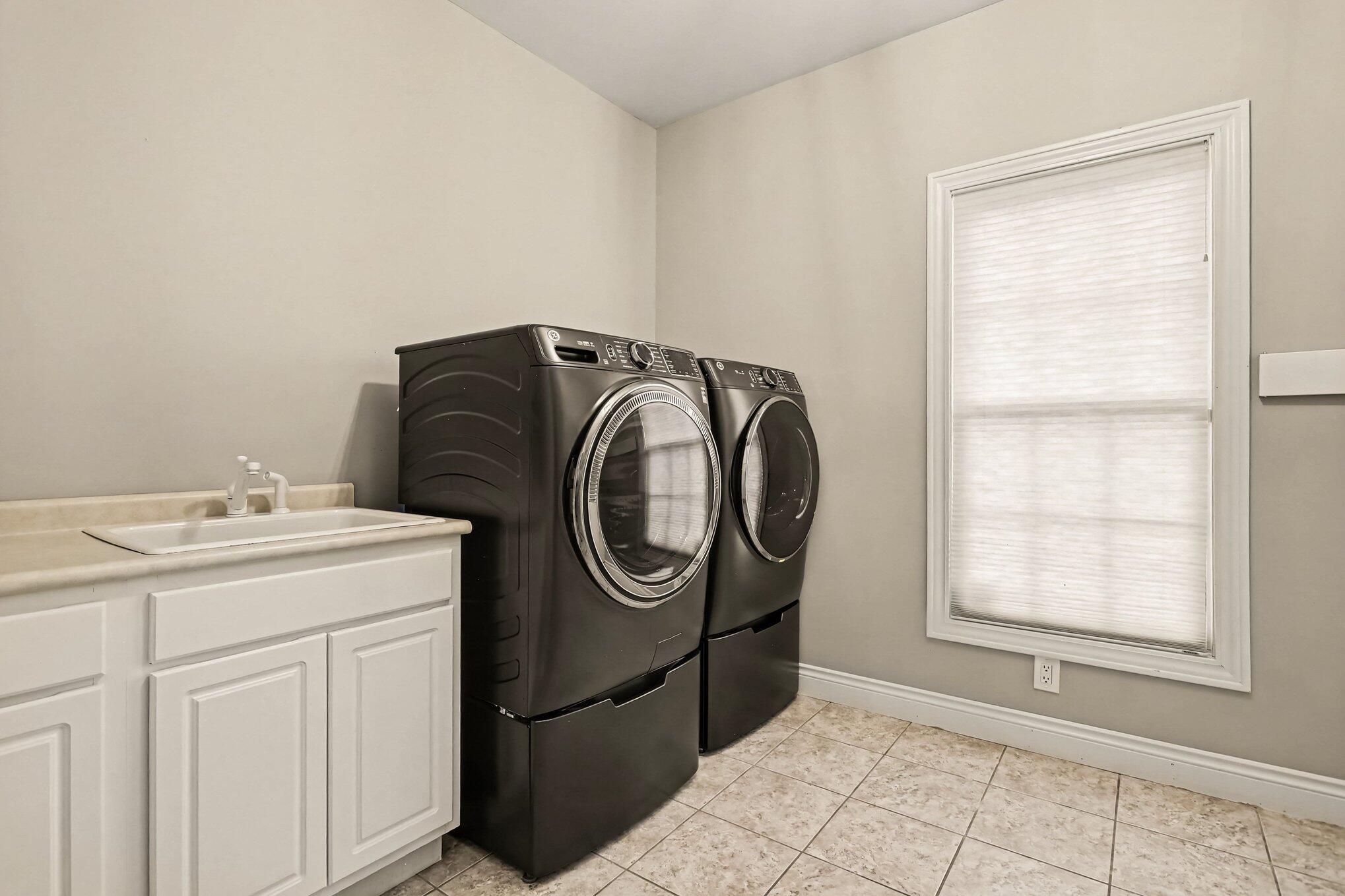 10575 Dana Drive Property Photo 34