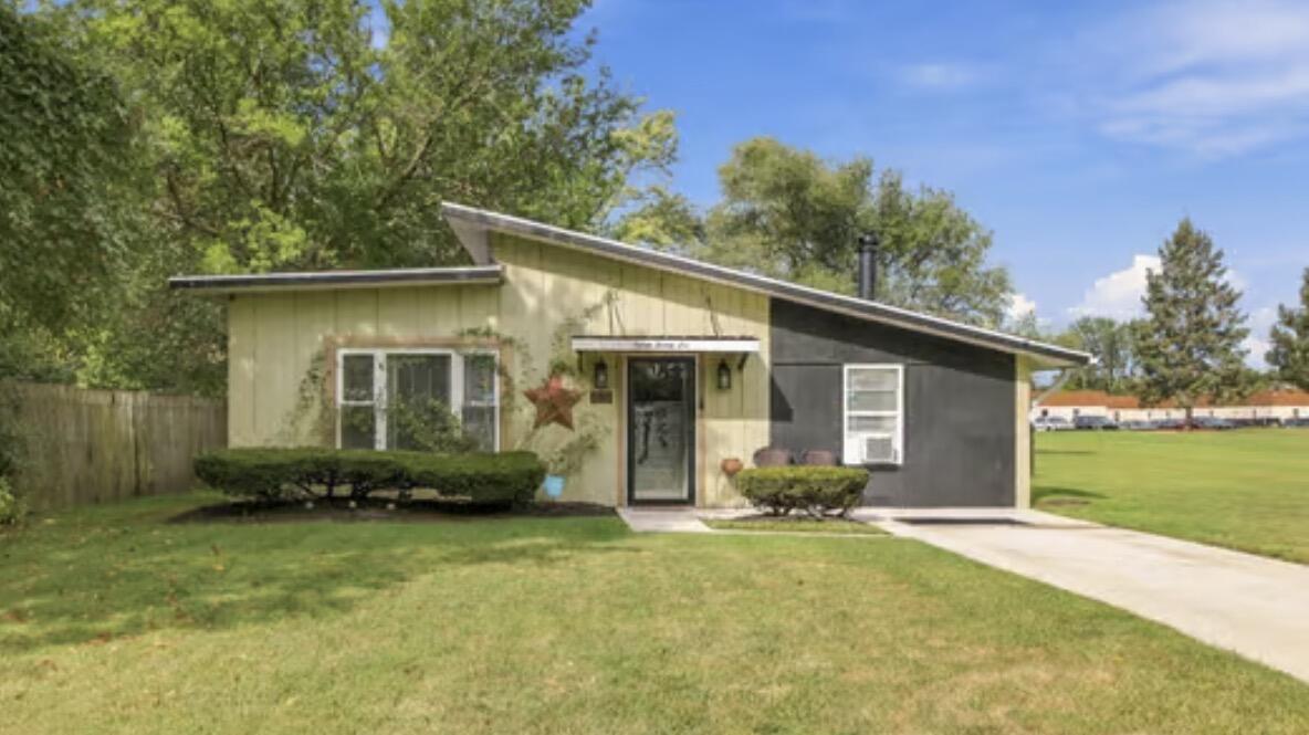 1526 Reeder Avenue Property Photo 1