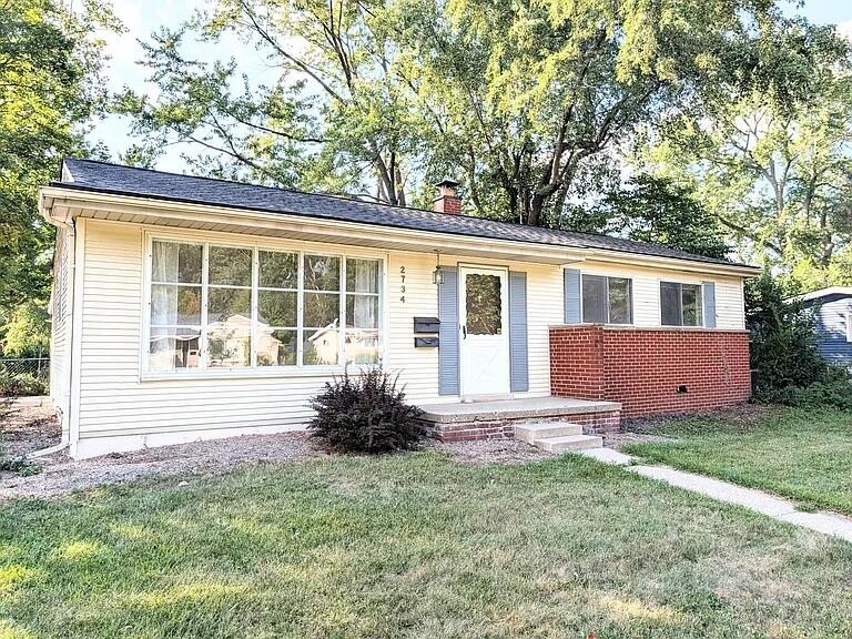 2734 Hampshire Road Property Photo 1