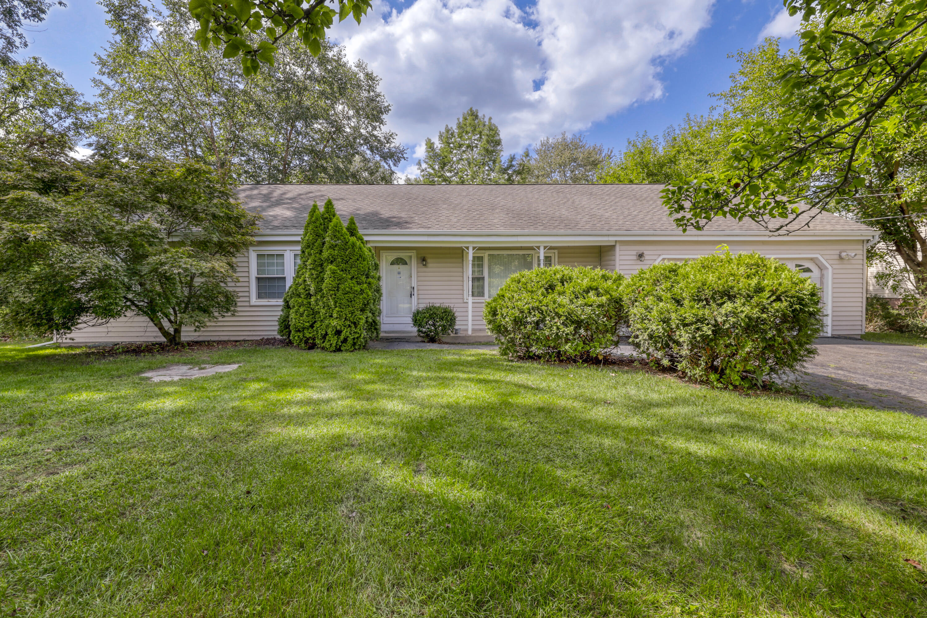 20300 Inkster Road Property Photo 1