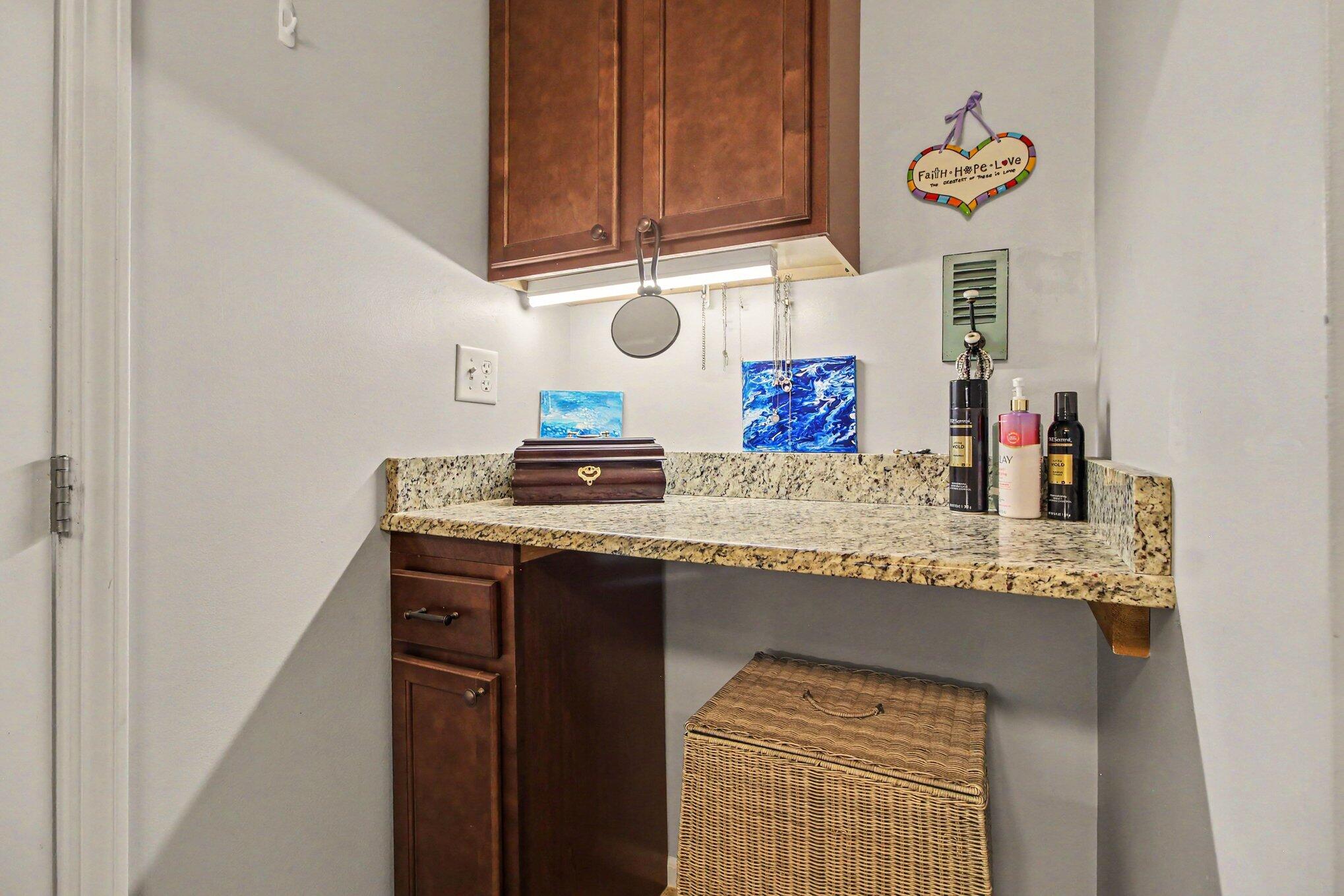 301 Victoria Drive Property Photo 17