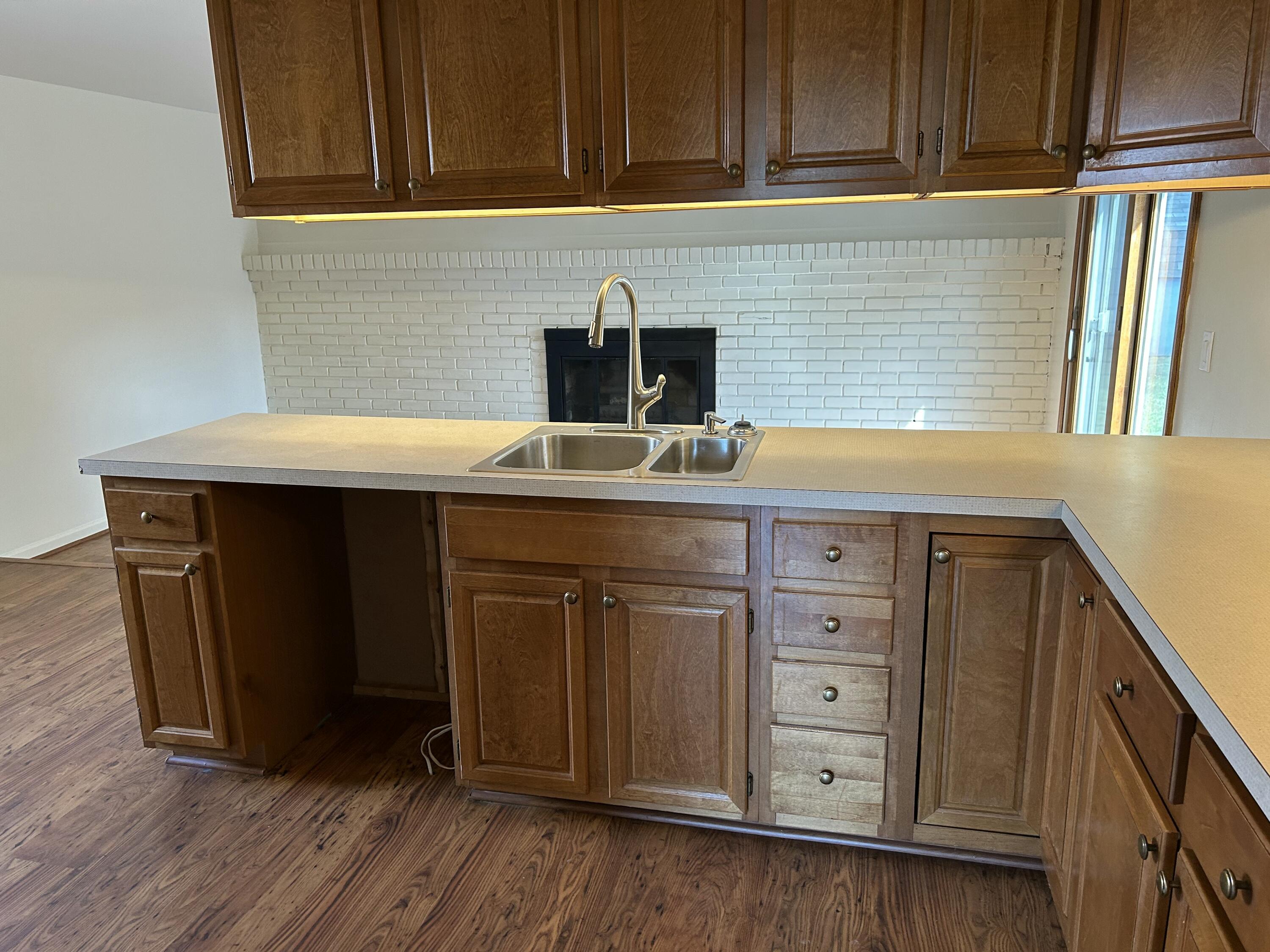 38040 Castle Drive Property Photo 4