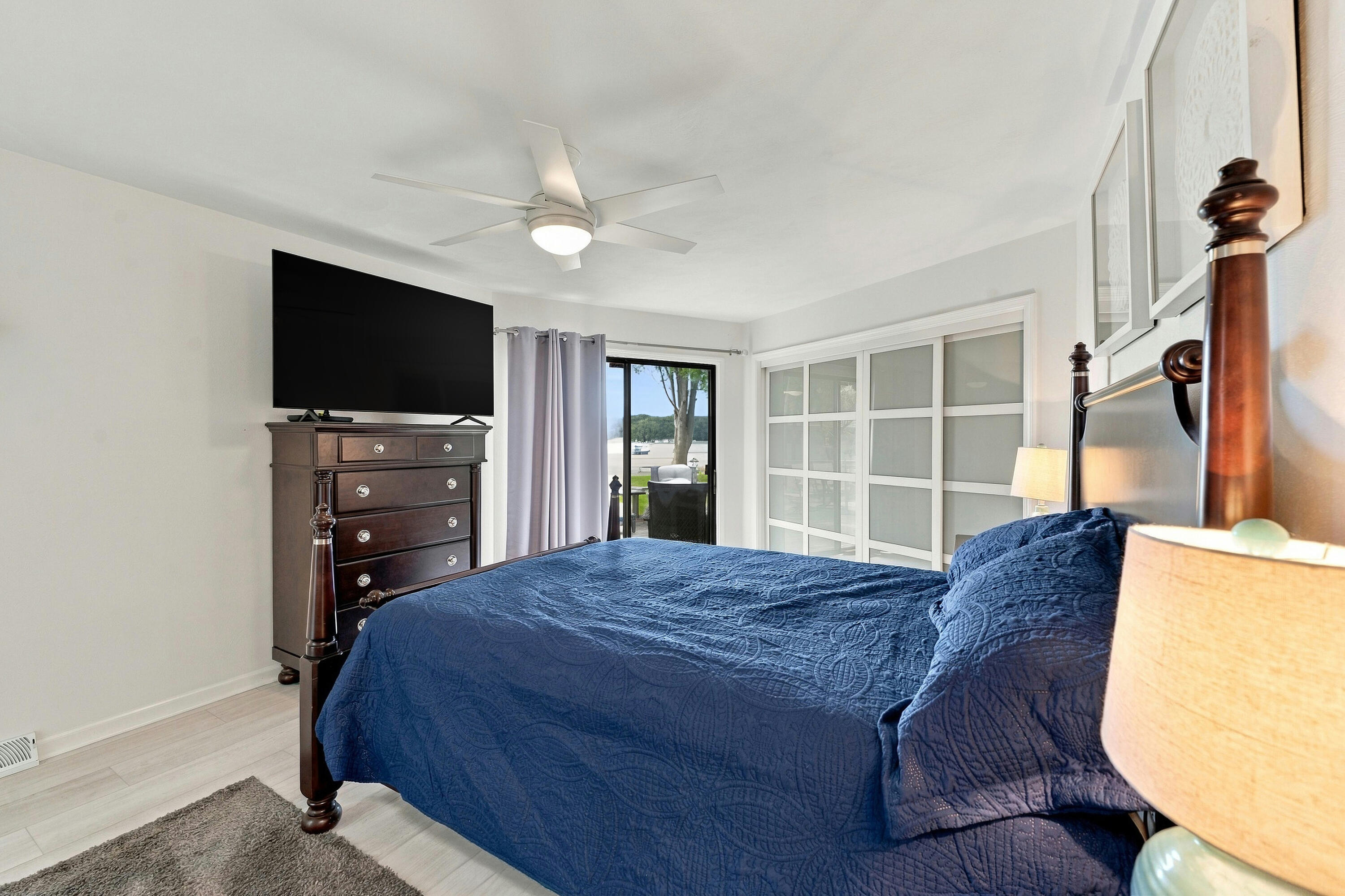 10226 Tomkinson Drive Property Photo 10