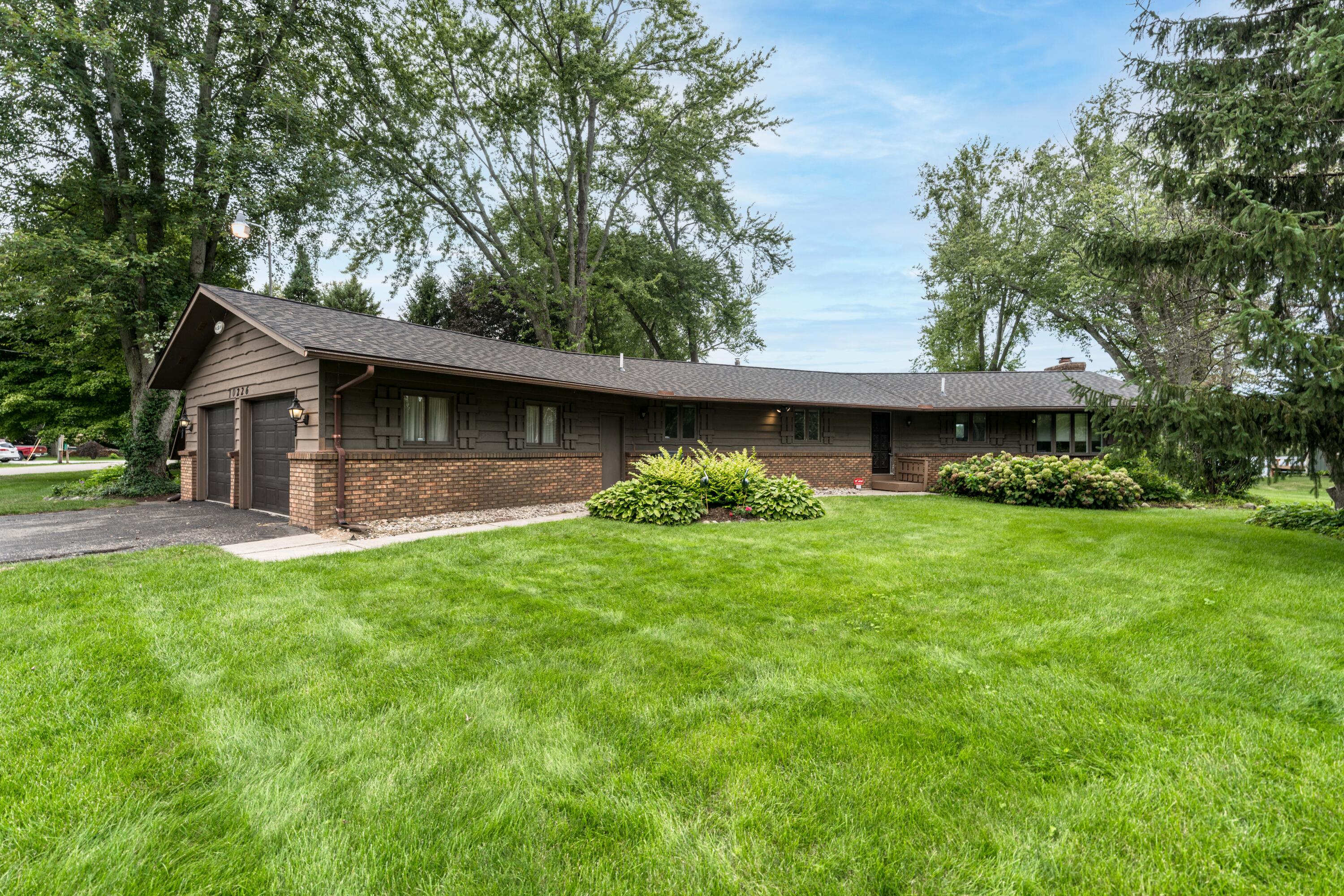 10226 Tomkinson Drive Property Photo 35