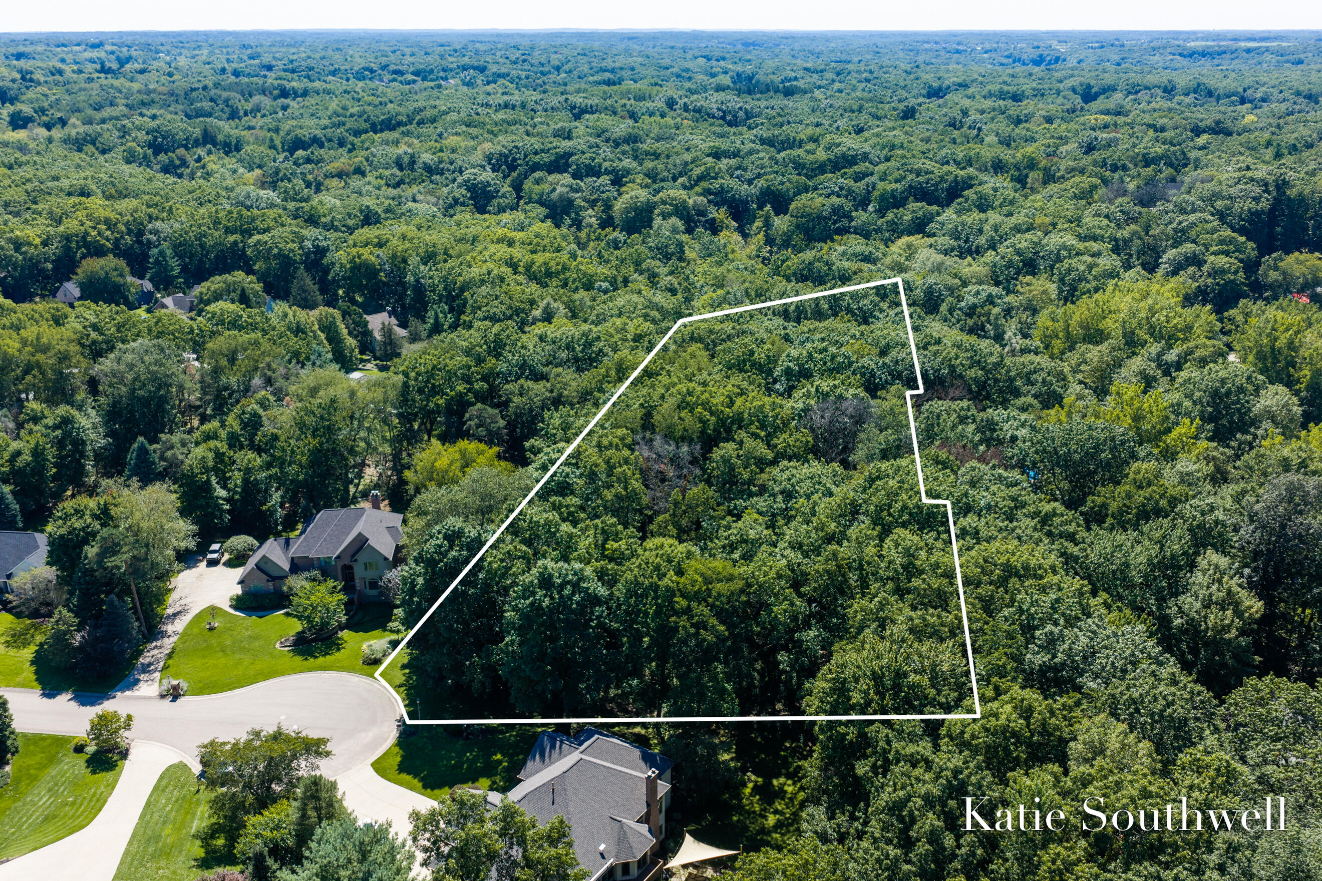 7670 Wood Violet Court Se Property Photo 1