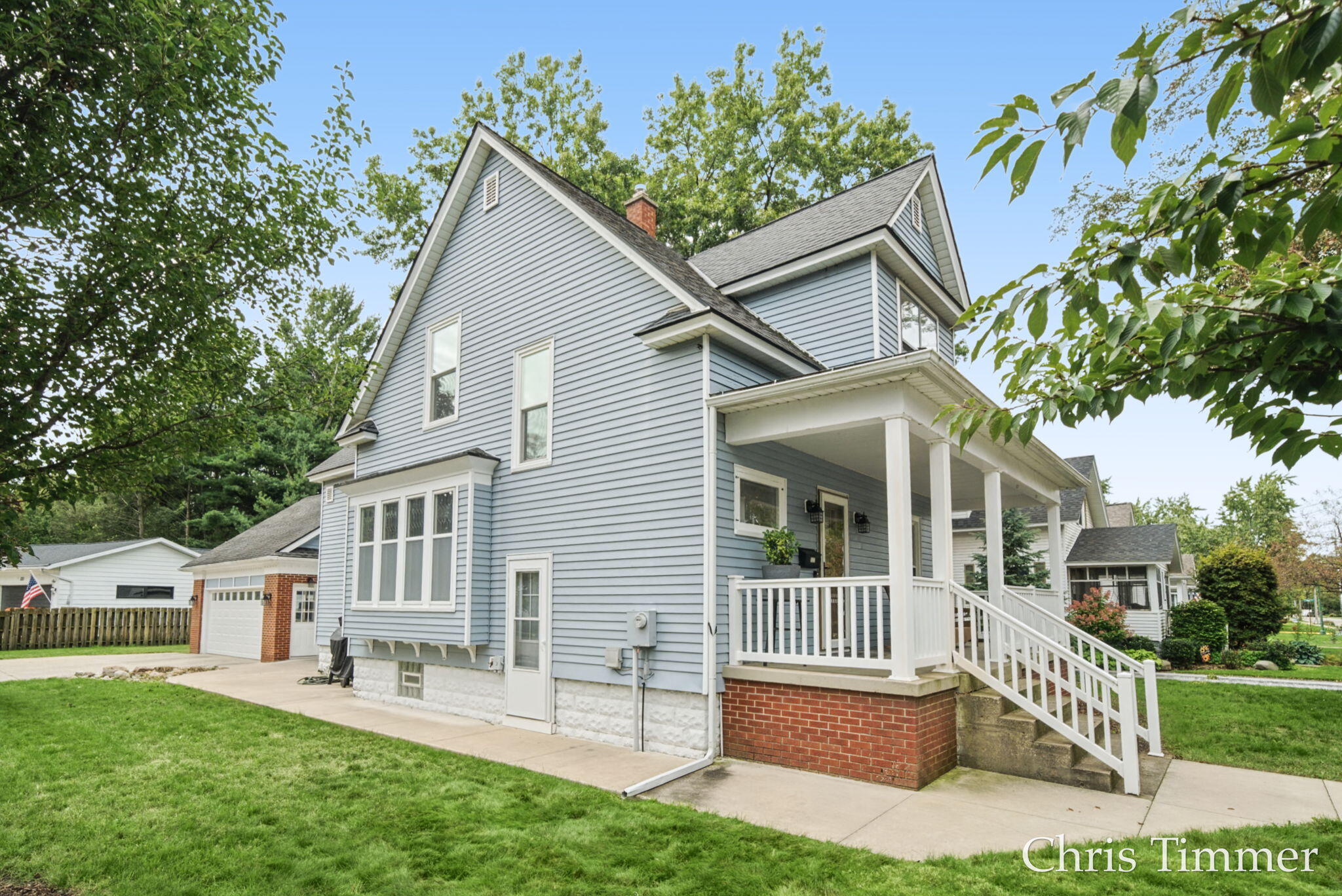 522 E Lincoln Avenue Property Photo 6