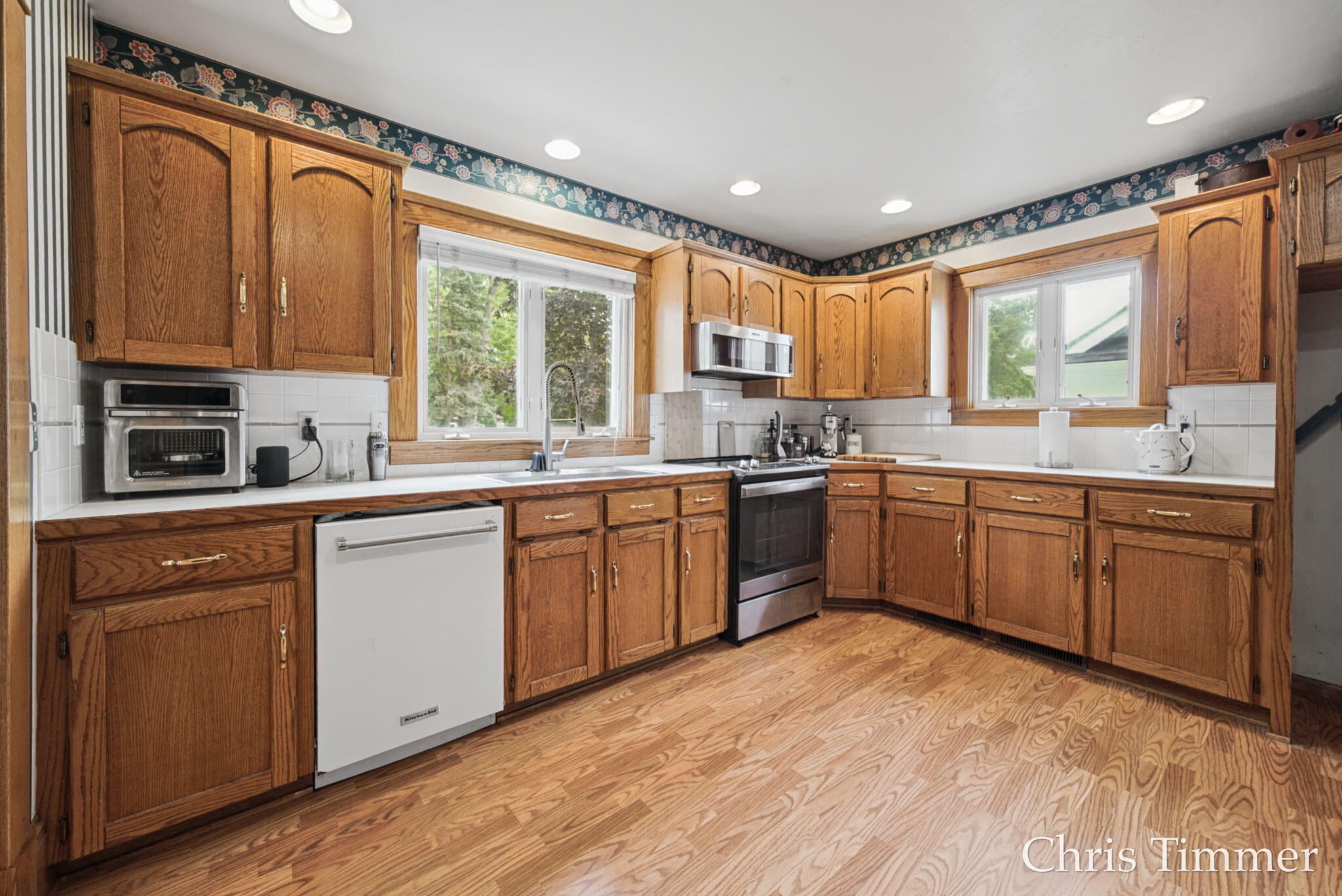 522 E Lincoln Avenue Property Photo 14