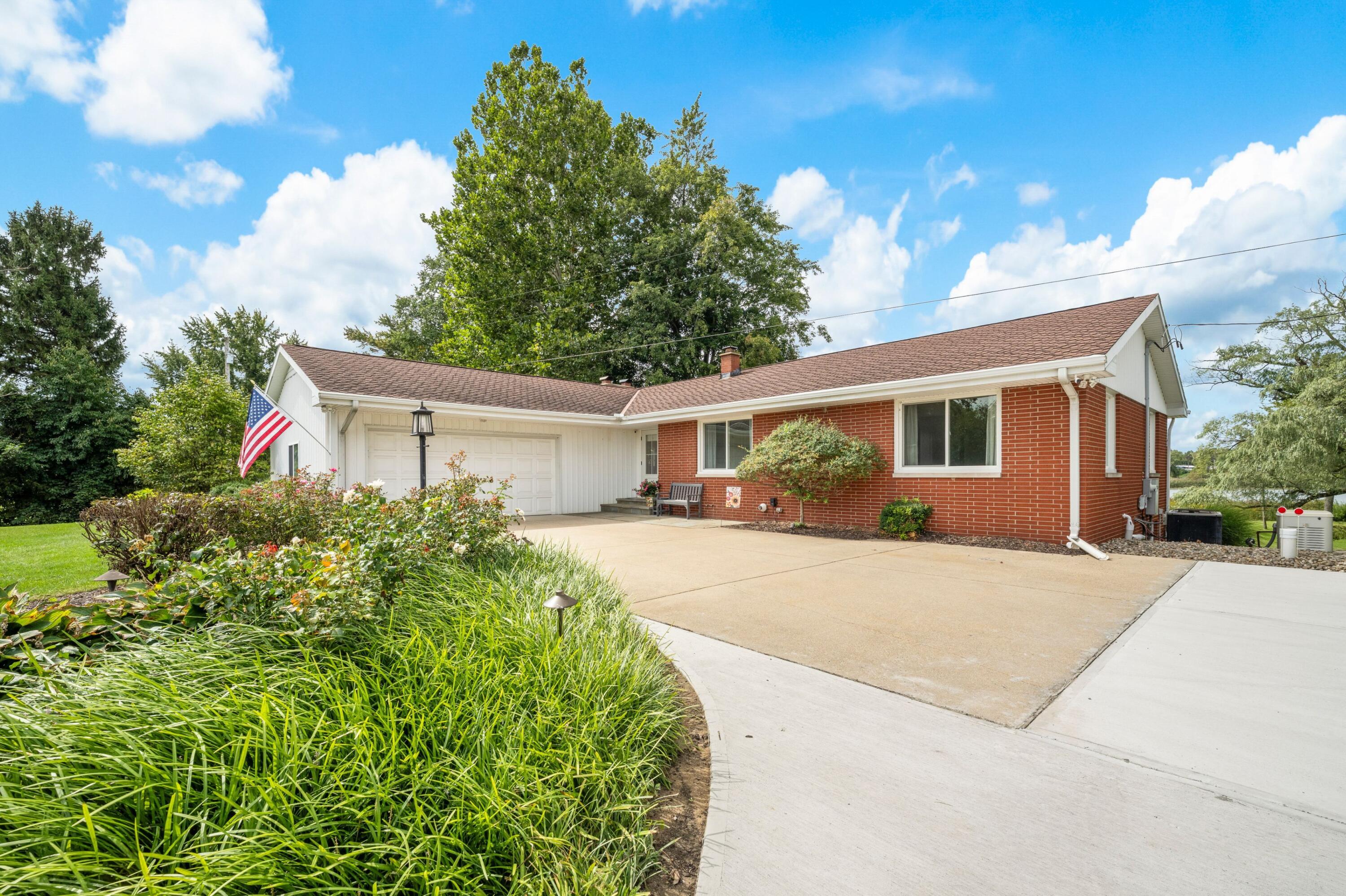 48648 68th Street Property Photo 1