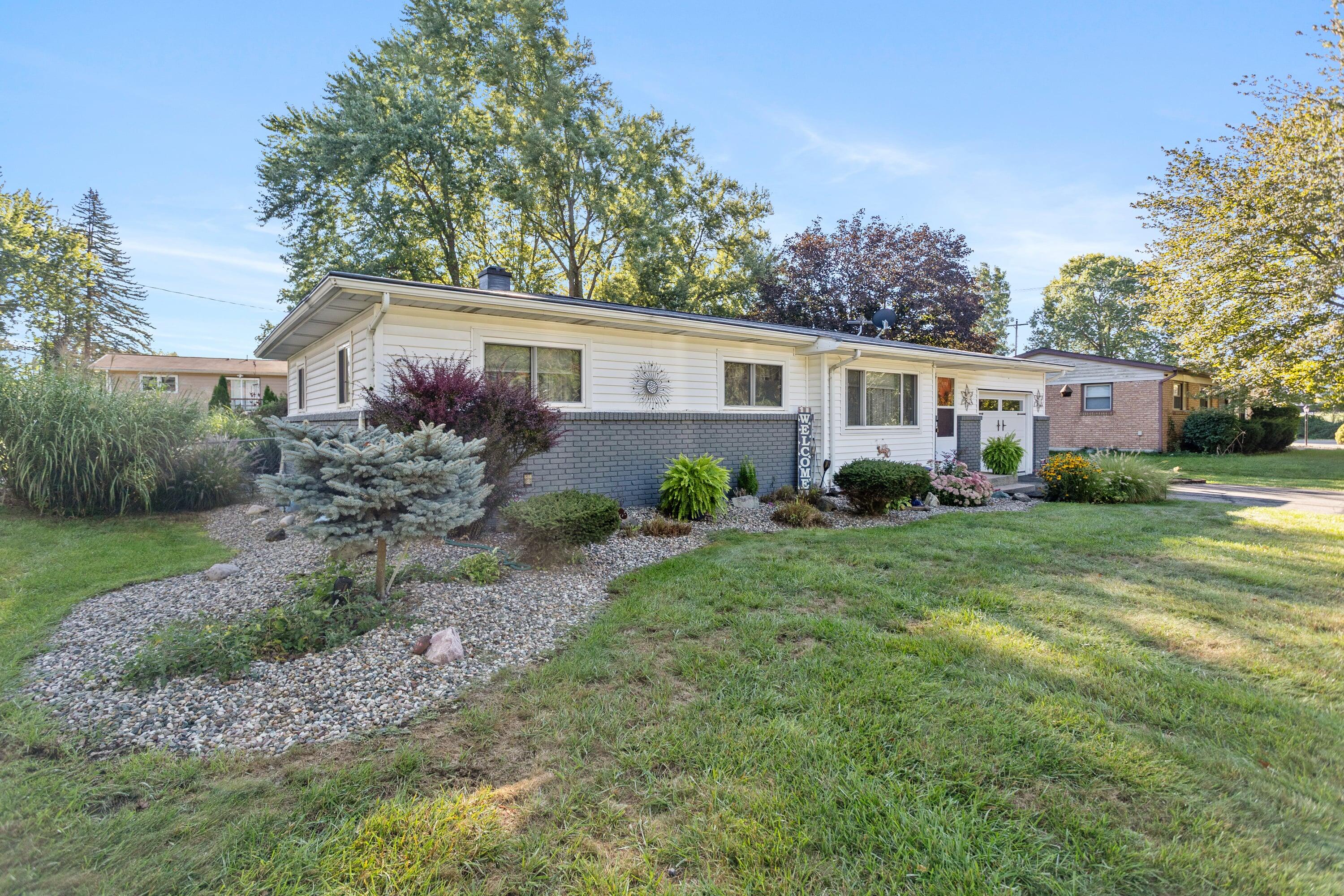 339 Minges Road S Property Photo 3