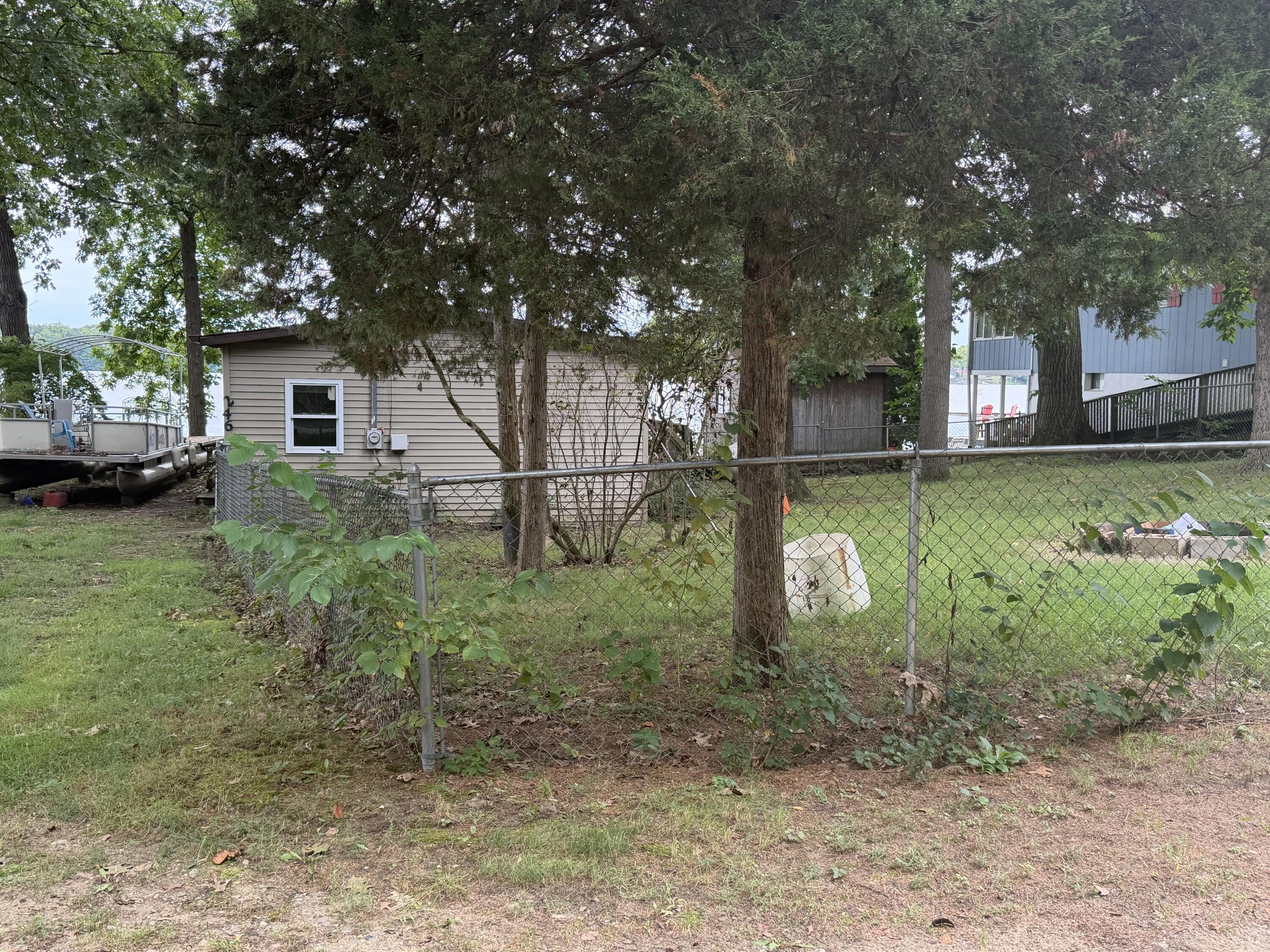 246 Tuttle Park Drive Property Photo 1