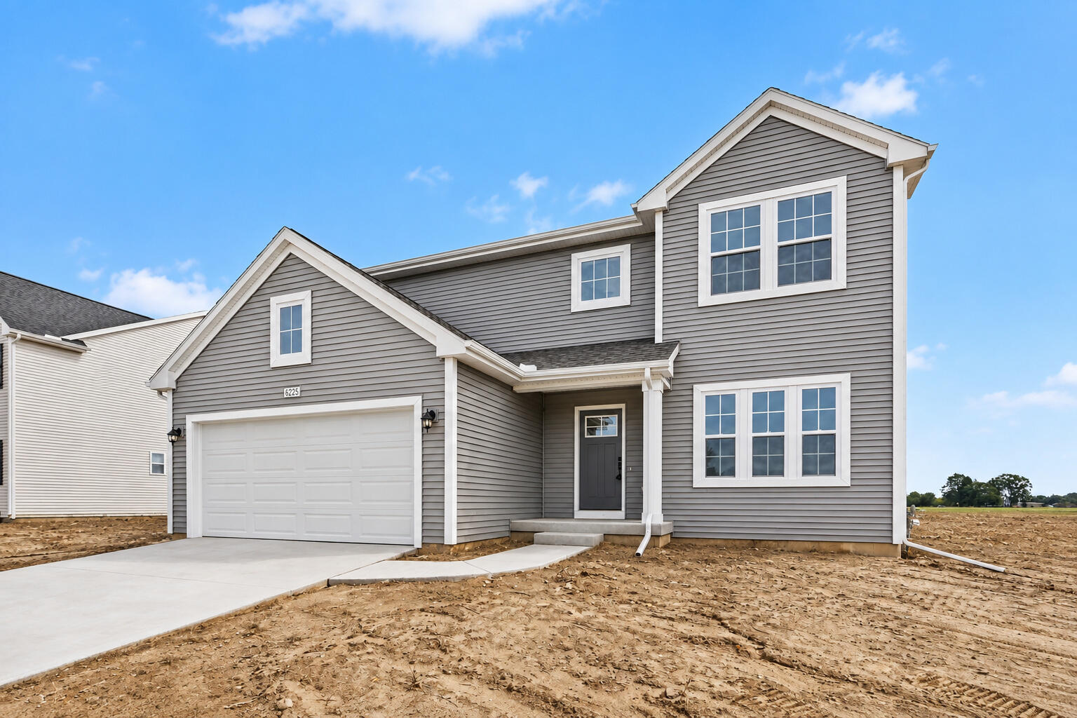 6225 Comiskey Road Property Photo 1