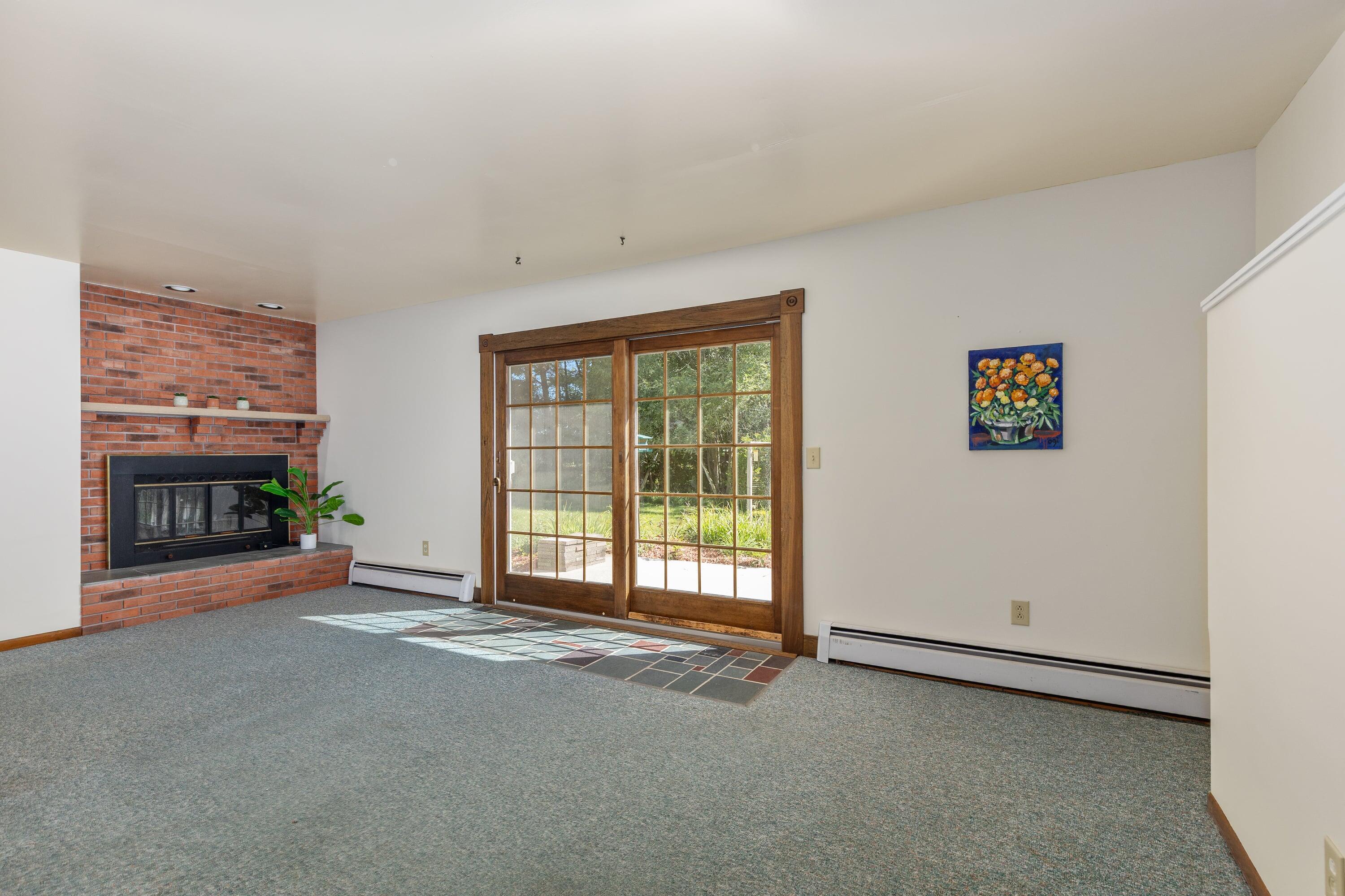 8580 Young Avenue Ne Property Photo 16