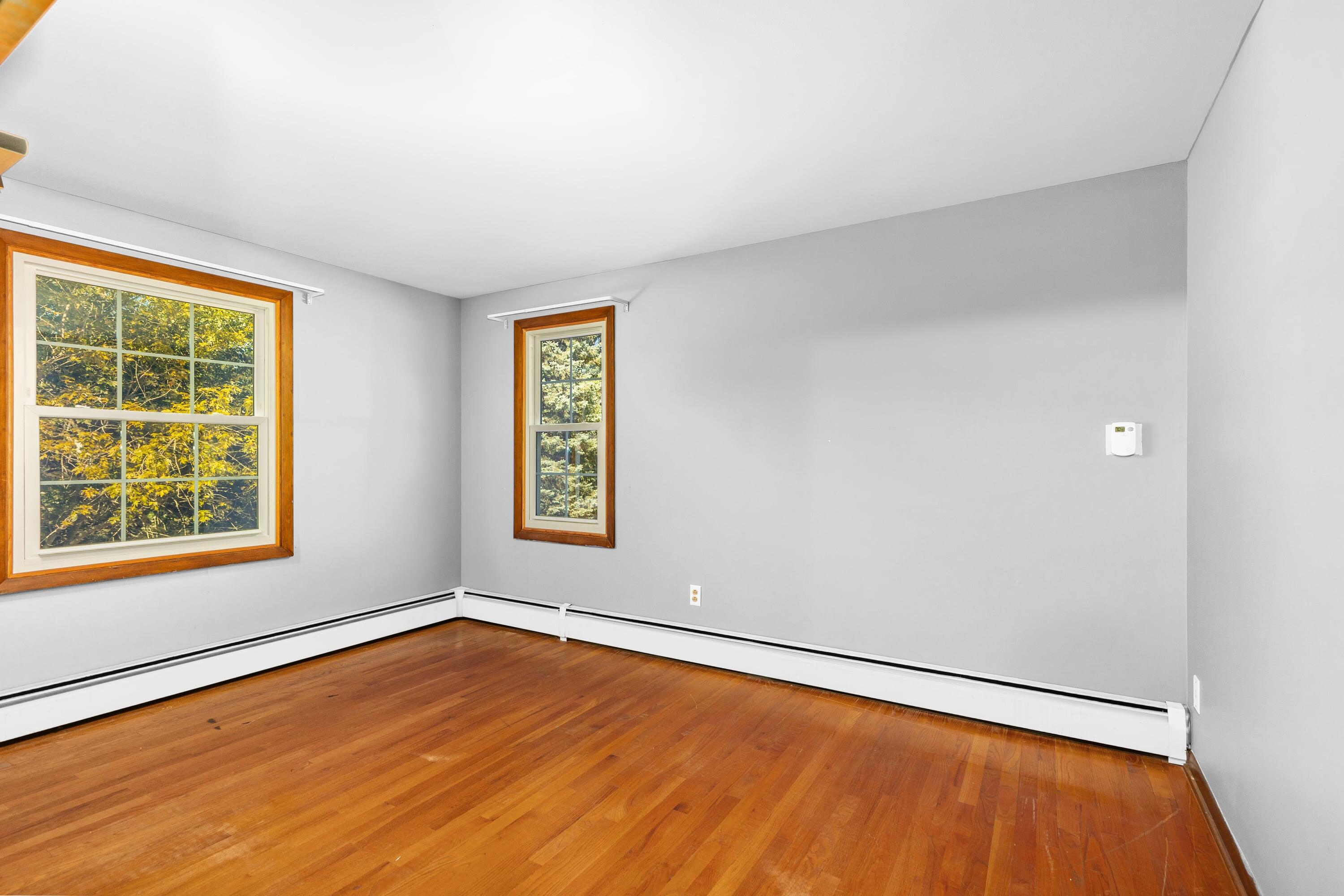 8580 Young Avenue Ne Property Photo 26