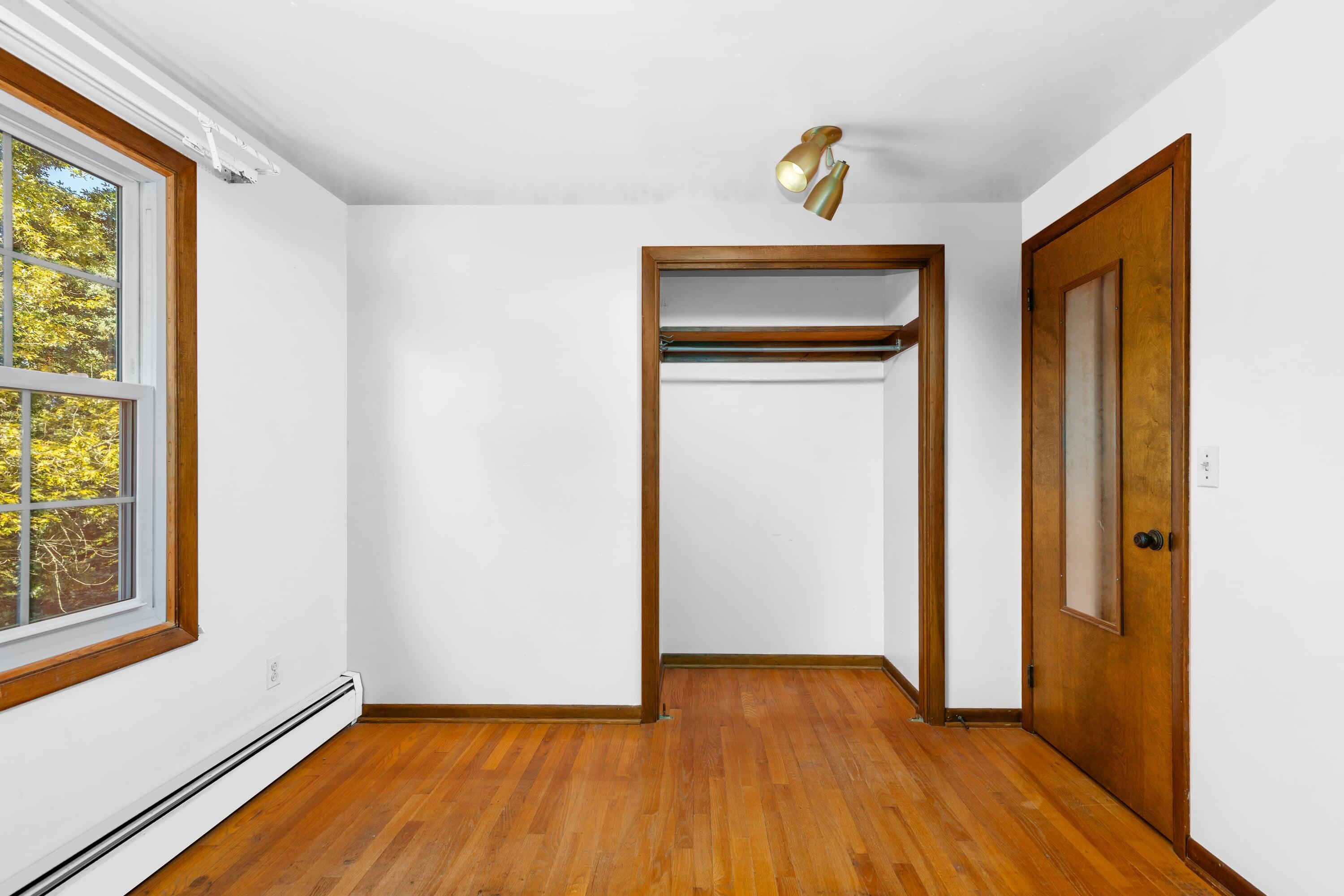 8580 Young Avenue Ne Property Photo 27