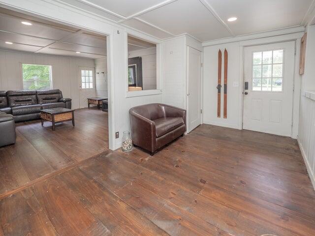202 2nd Avenue Property Photo 10