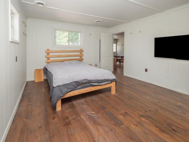 202 2nd Avenue Property Photo 11