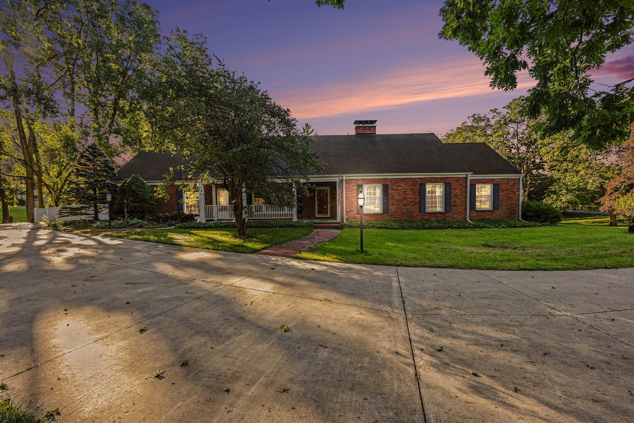 1337 Badgley Road Property Photo 1
