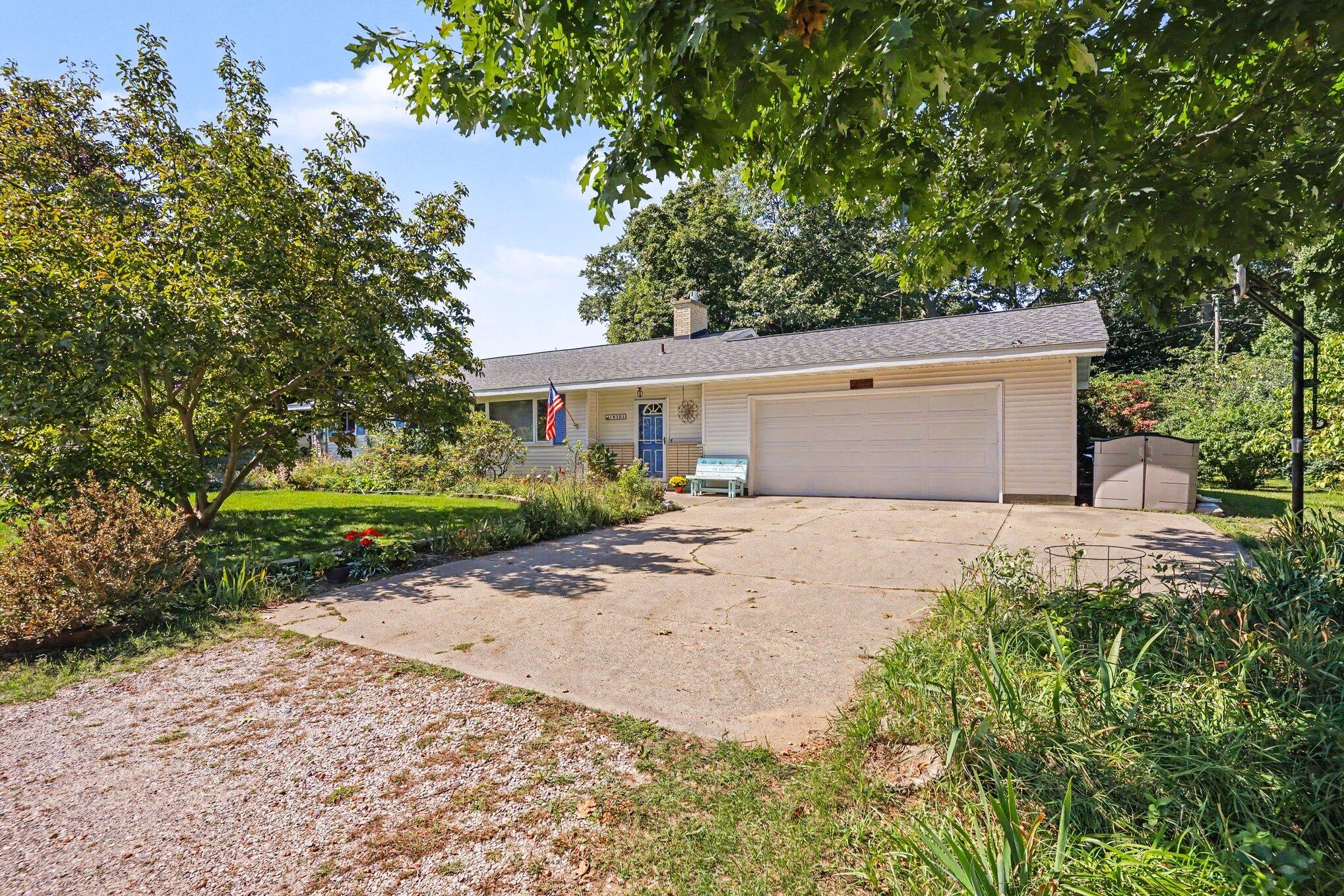 16261 Gierman Drive Property Photo 2