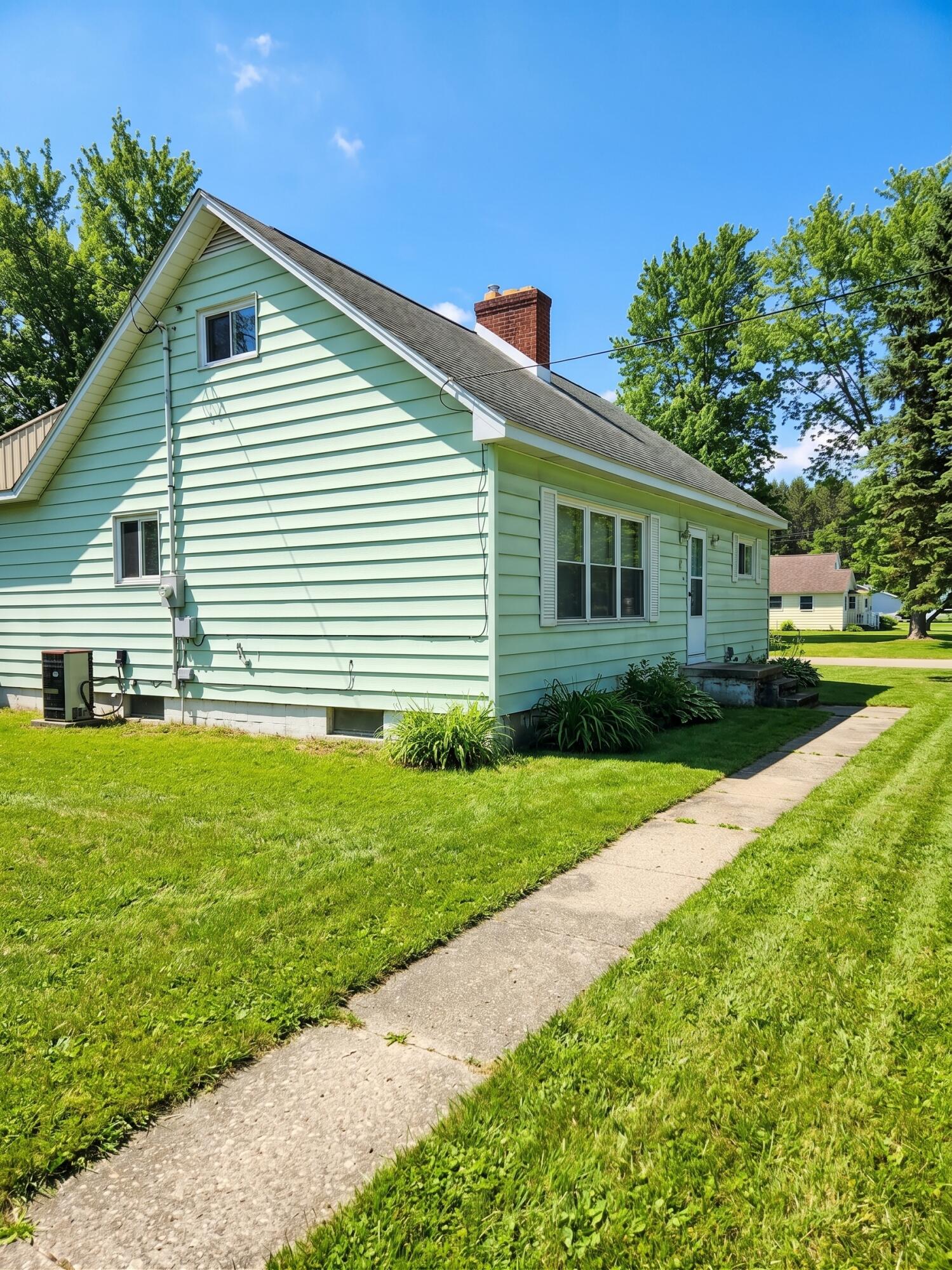 3204 Weigl Road Property Photo 1