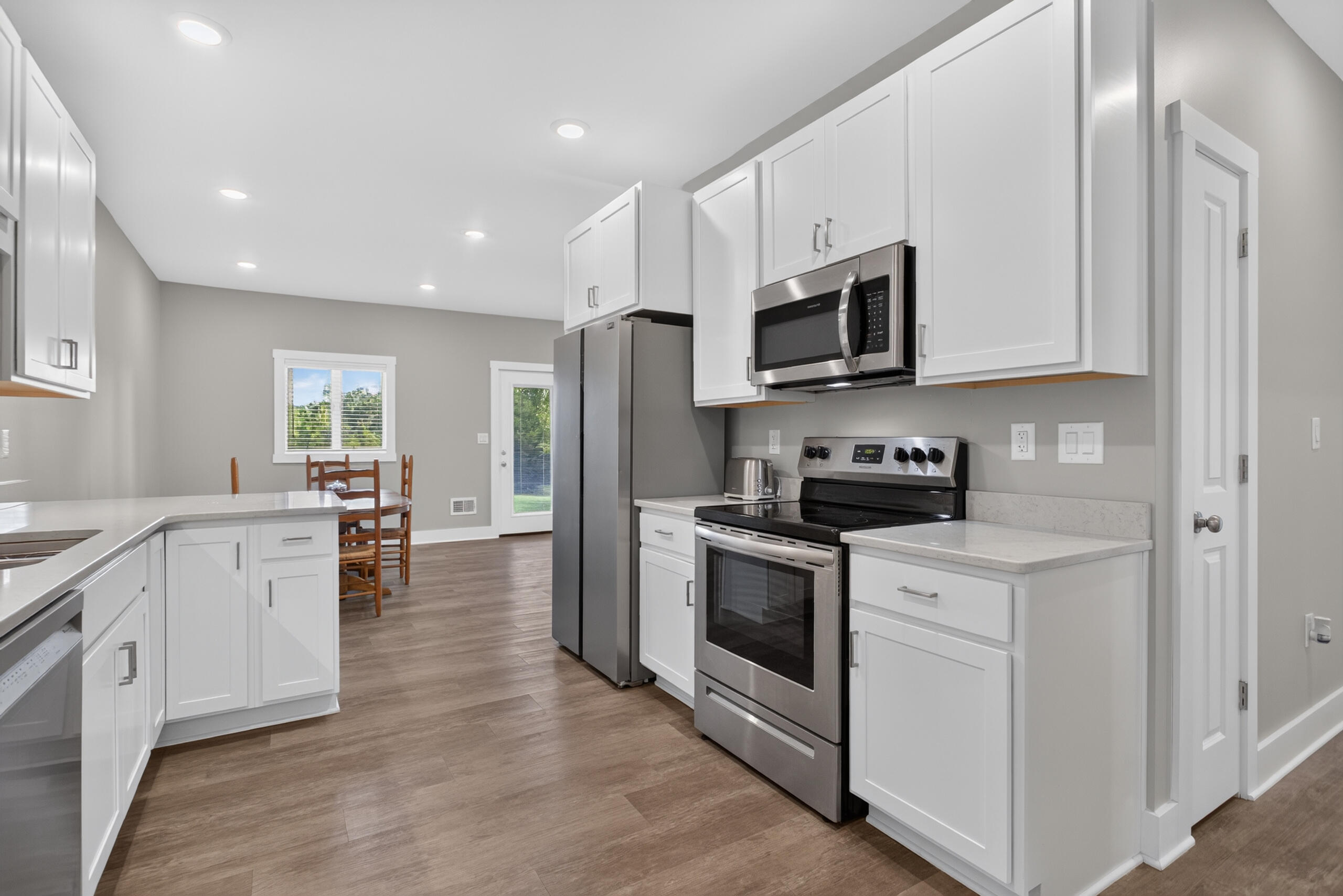 10218 Shady Oak Shores Property Photo 6