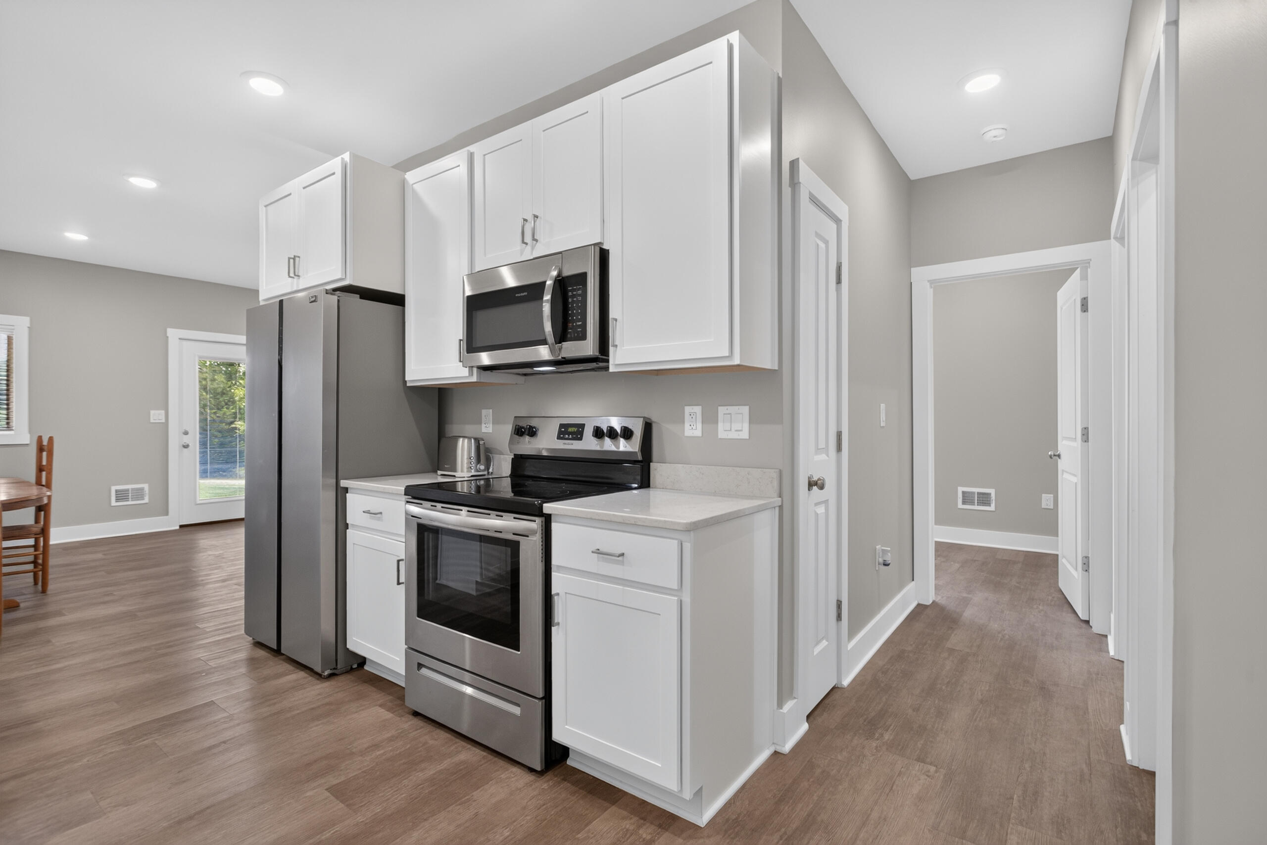 10218 Shady Oak Shores Property Photo 7