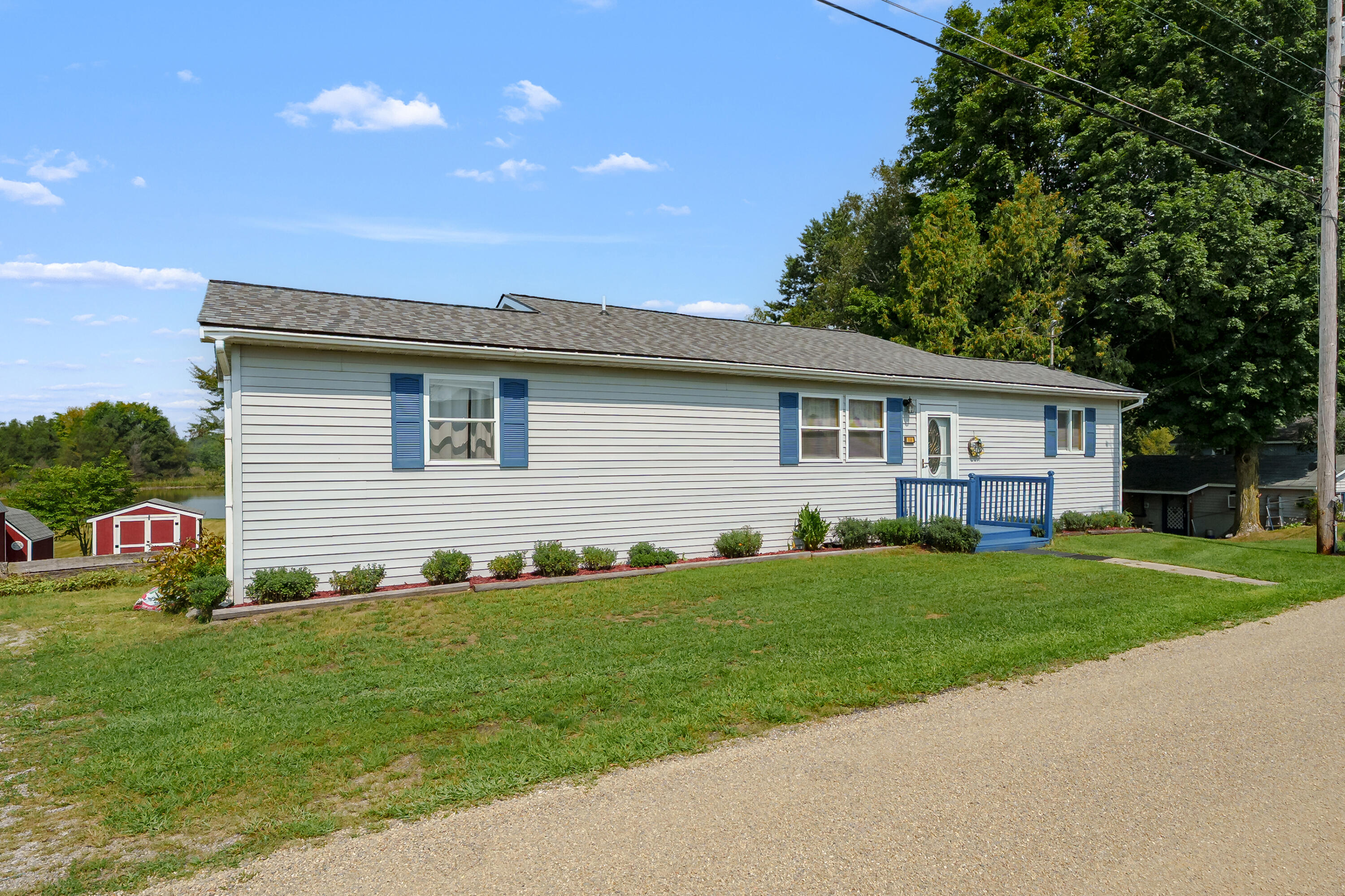 321 Oliverda Drive Property Photo 1