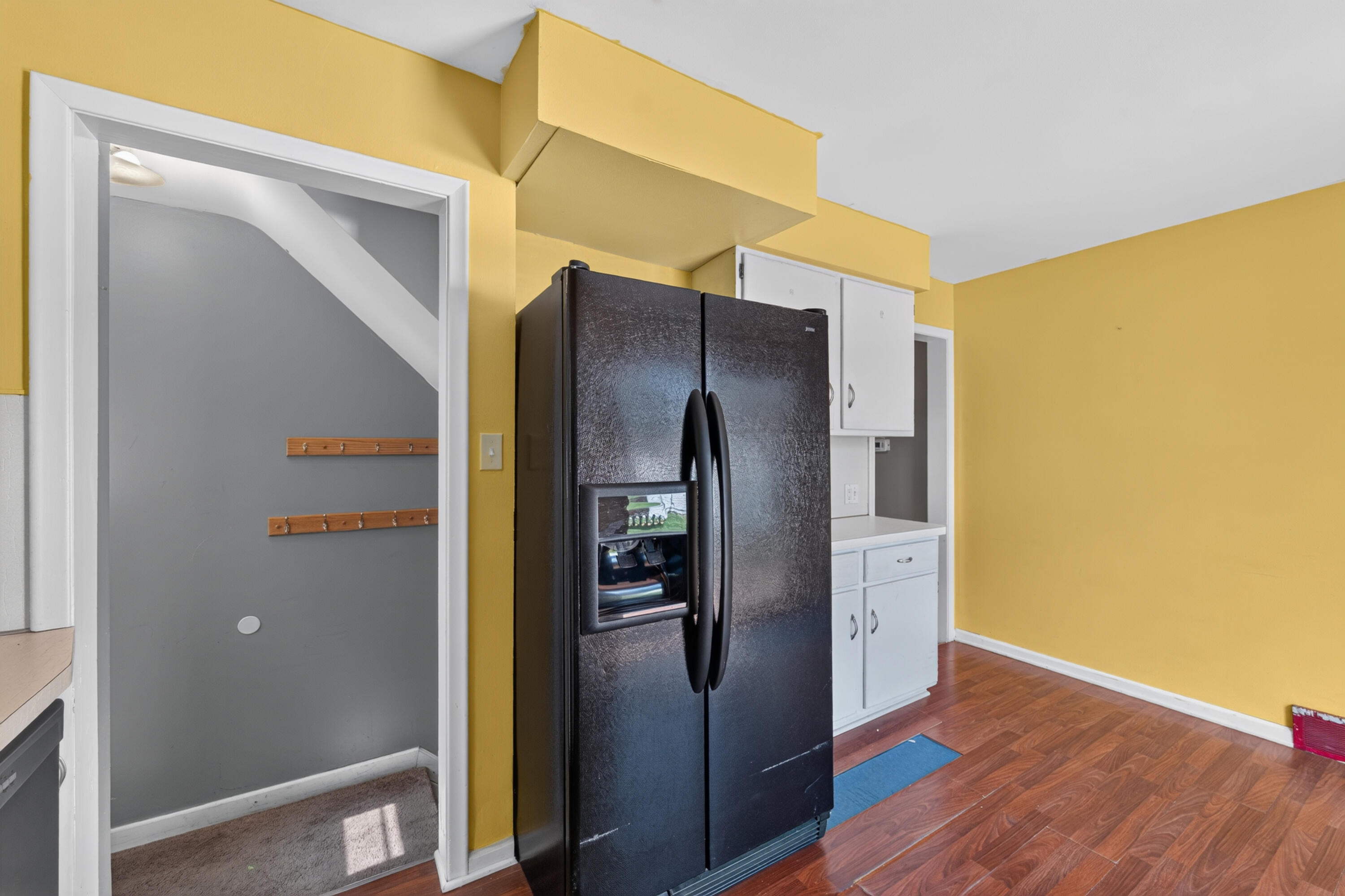 9961 Niver Avenue Property Photo 10