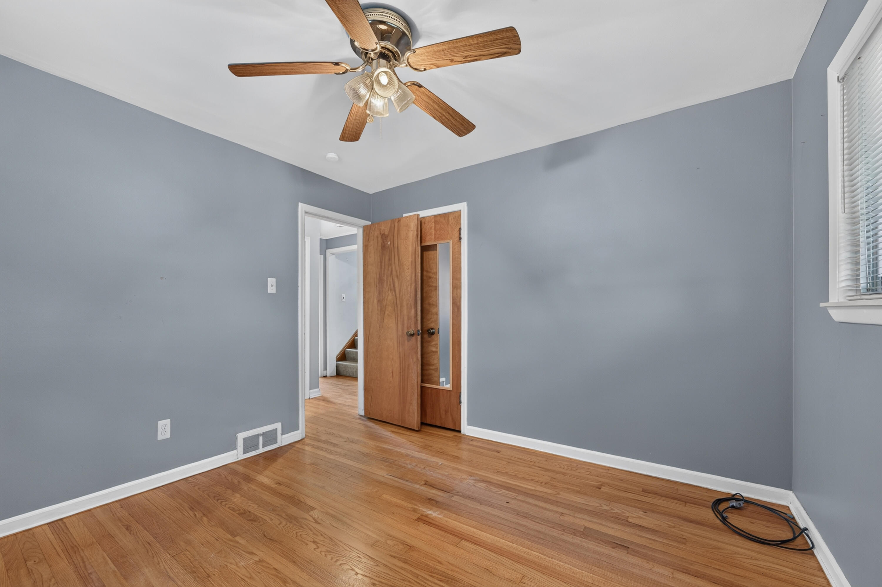 9961 Niver Avenue Property Photo 13