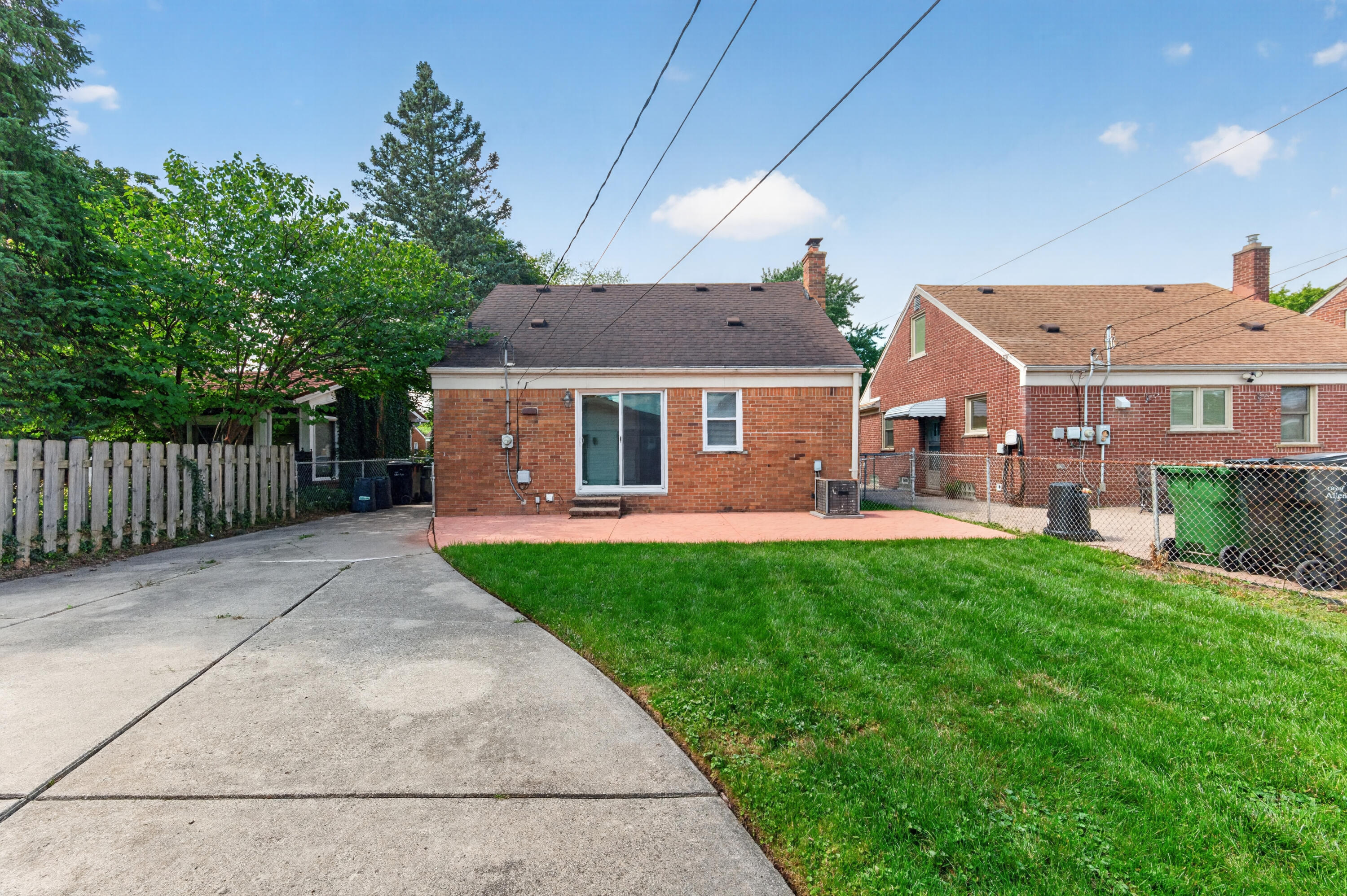 9961 Niver Avenue Property Photo 31