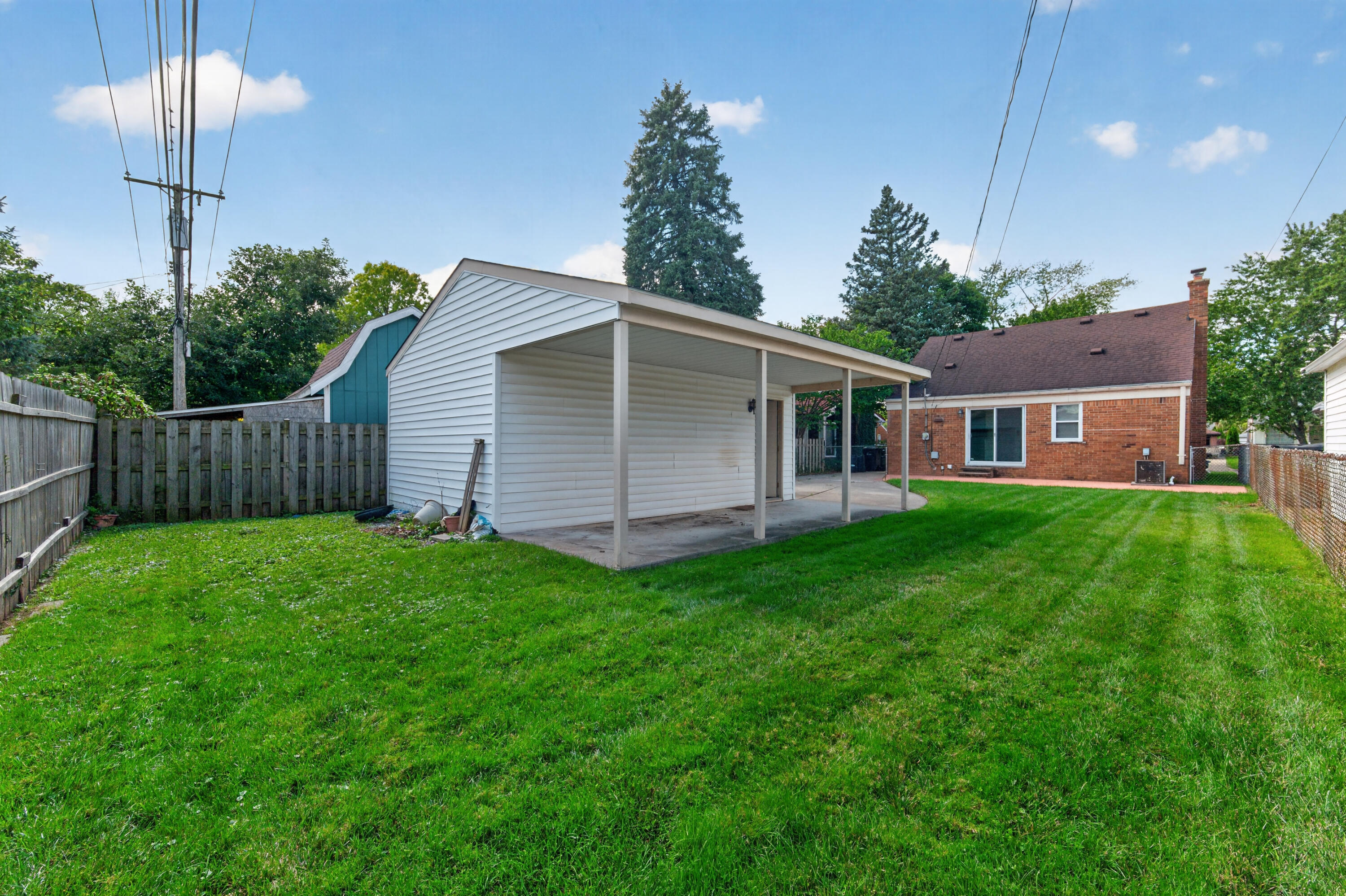 9961 Niver Avenue Property Photo 32