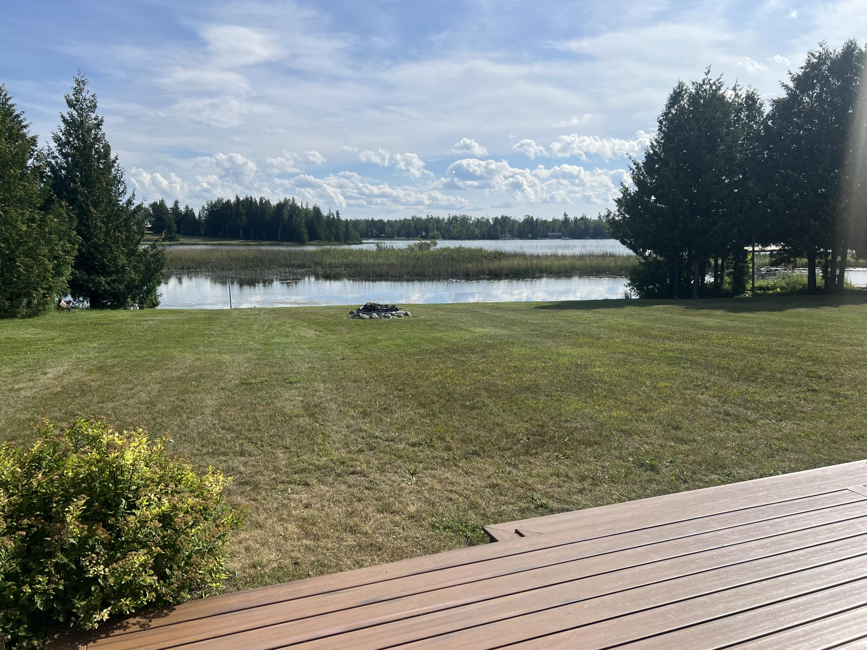 6994 Black Bass Bay Road Property Photo 4