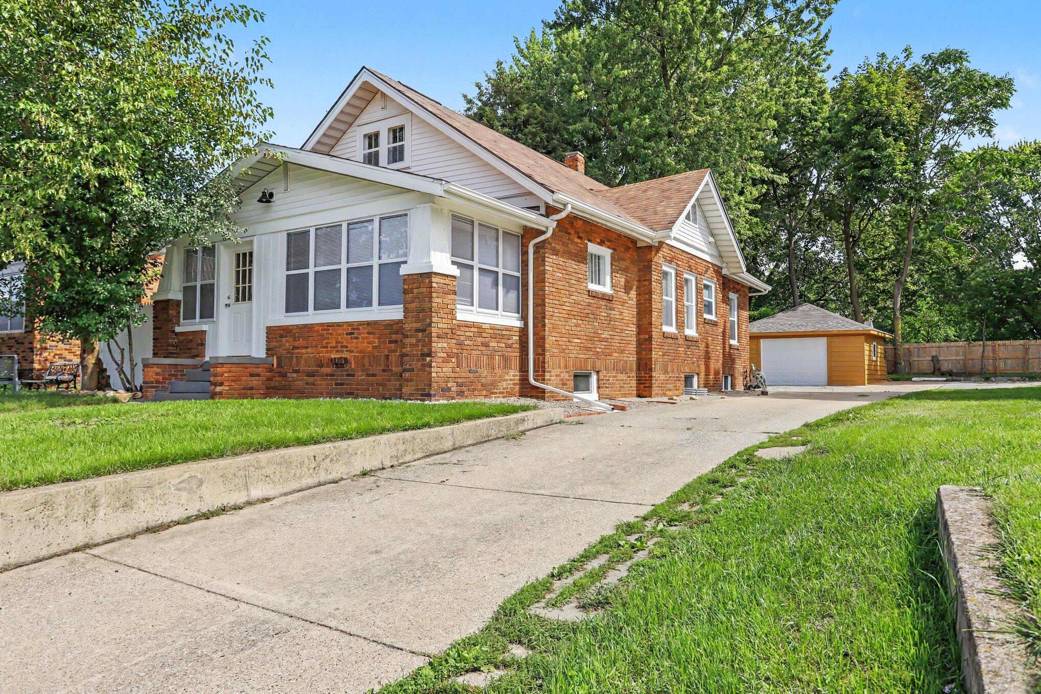 601 Capital Avenue SW Property Photo 1