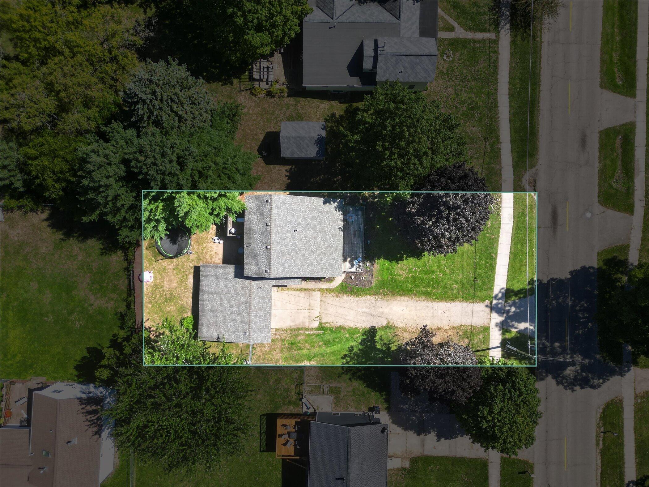 283 E Pine Street Ne Property Photo 52