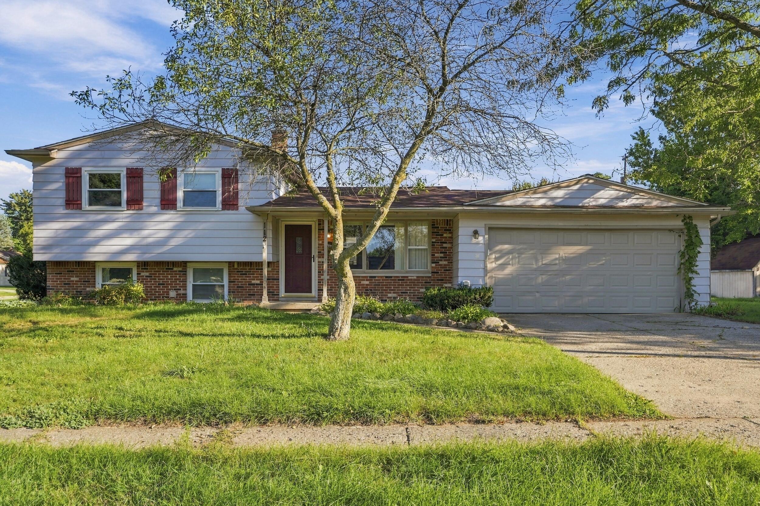 112 Overbrook Drive Property Photo 1