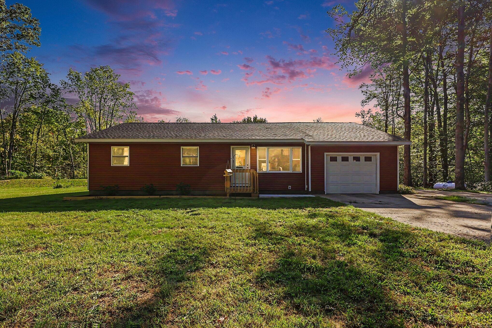 4880 S Carr Road Property Photo 1