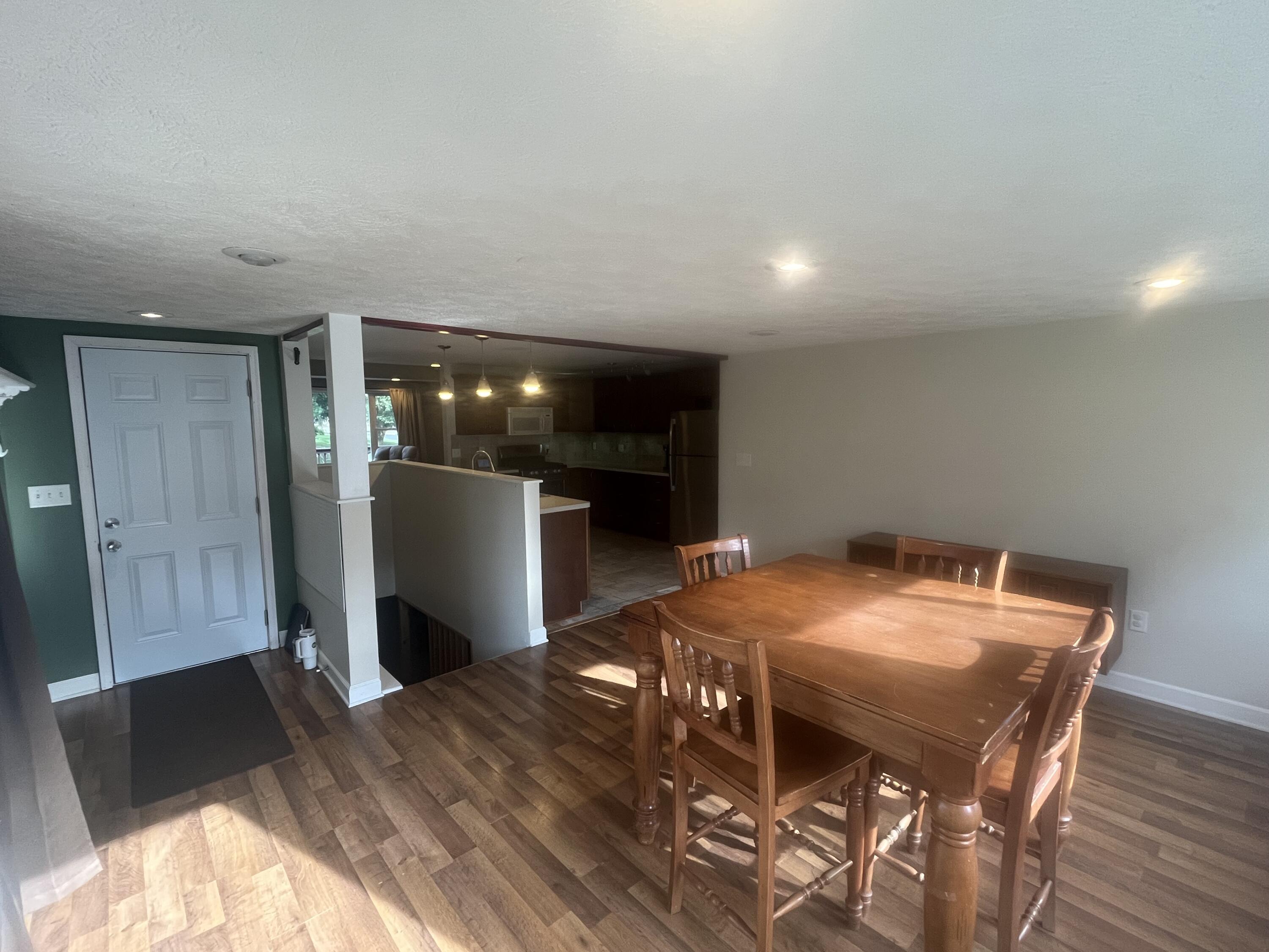 831 S Alexander Street Property Photo 10