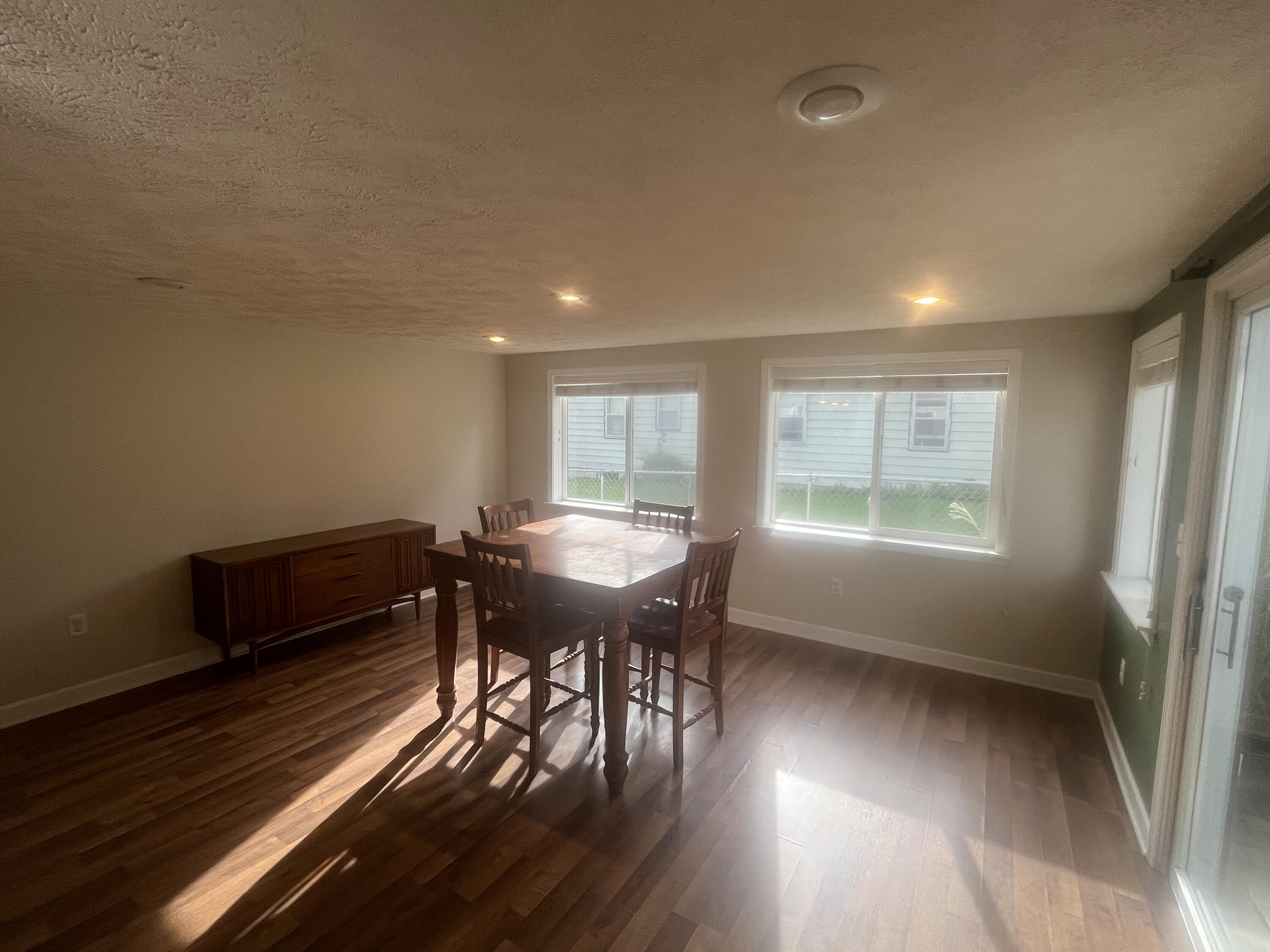831 S Alexander Street Property Photo 12