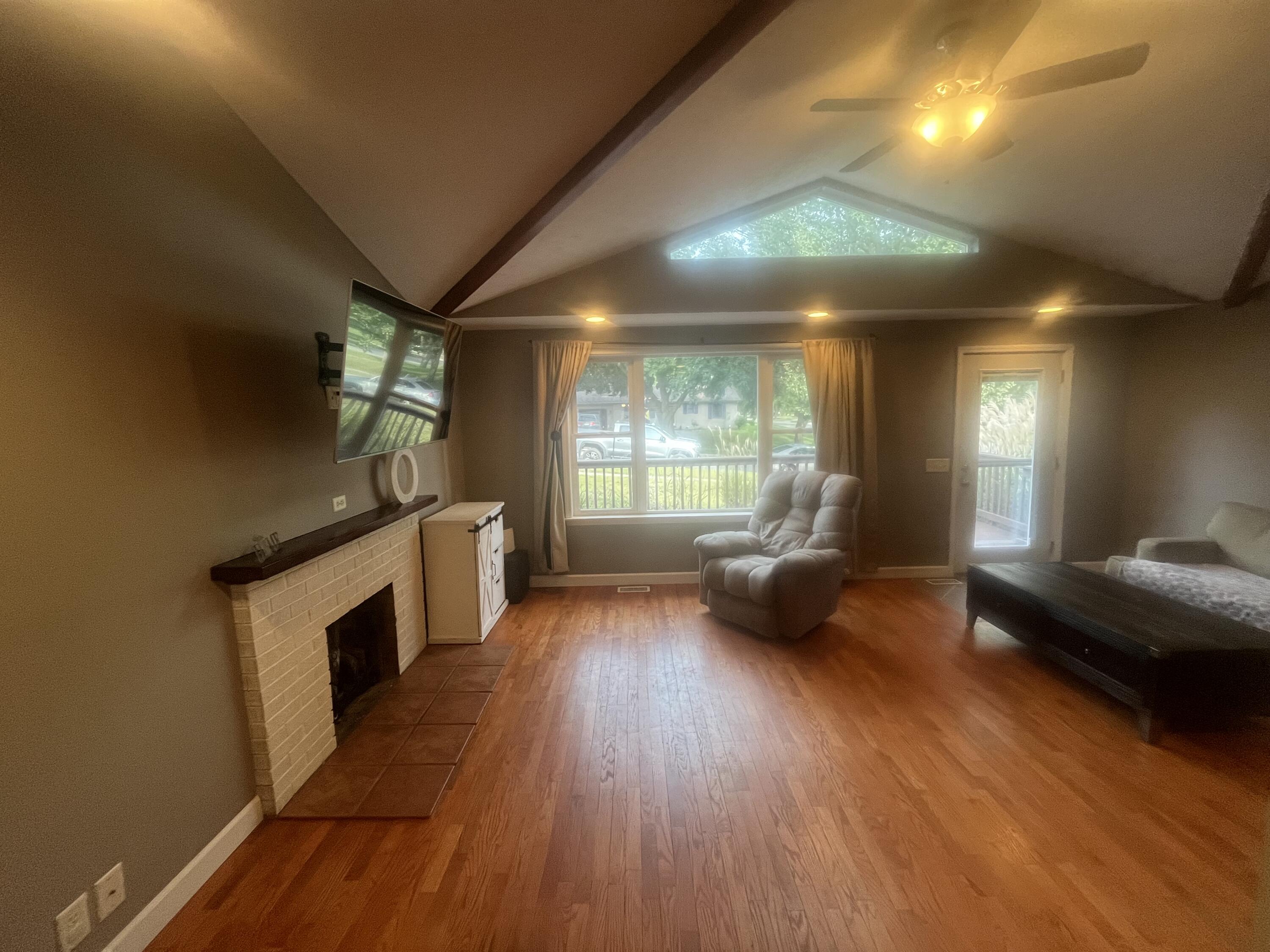 831 S Alexander Street Property Photo 15