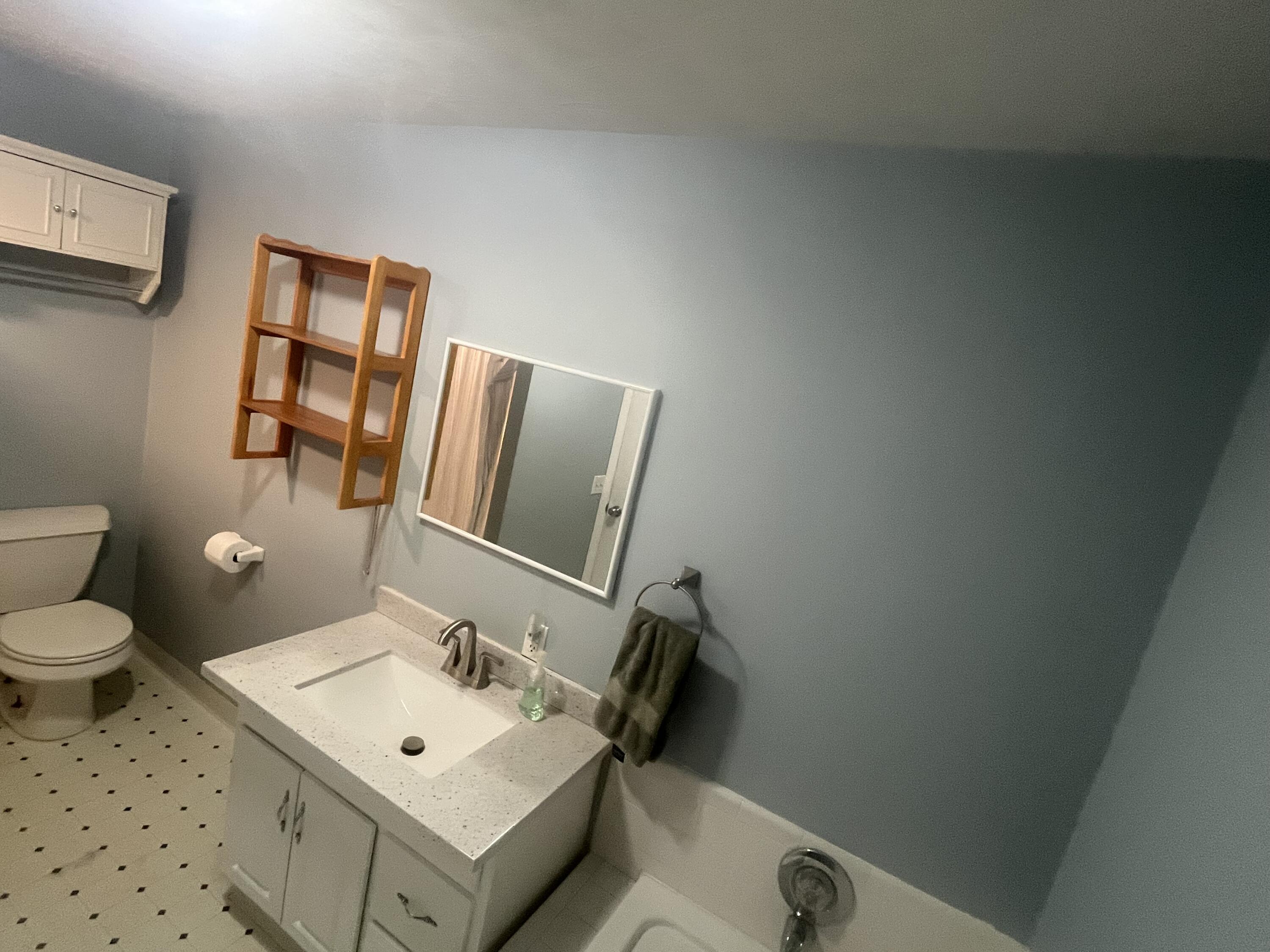 831 S Alexander Street Property Photo 19