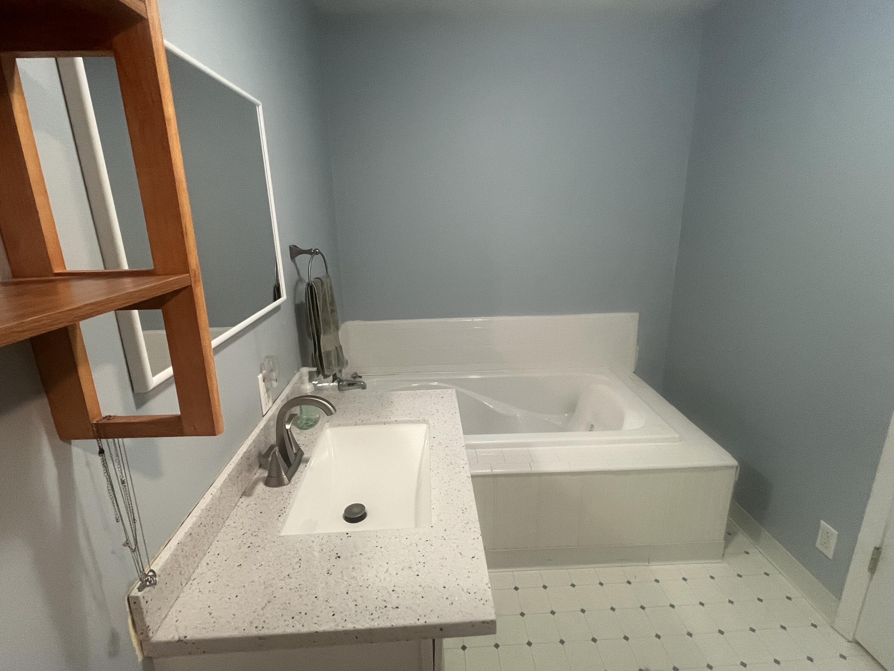 831 S Alexander Street Property Photo 20