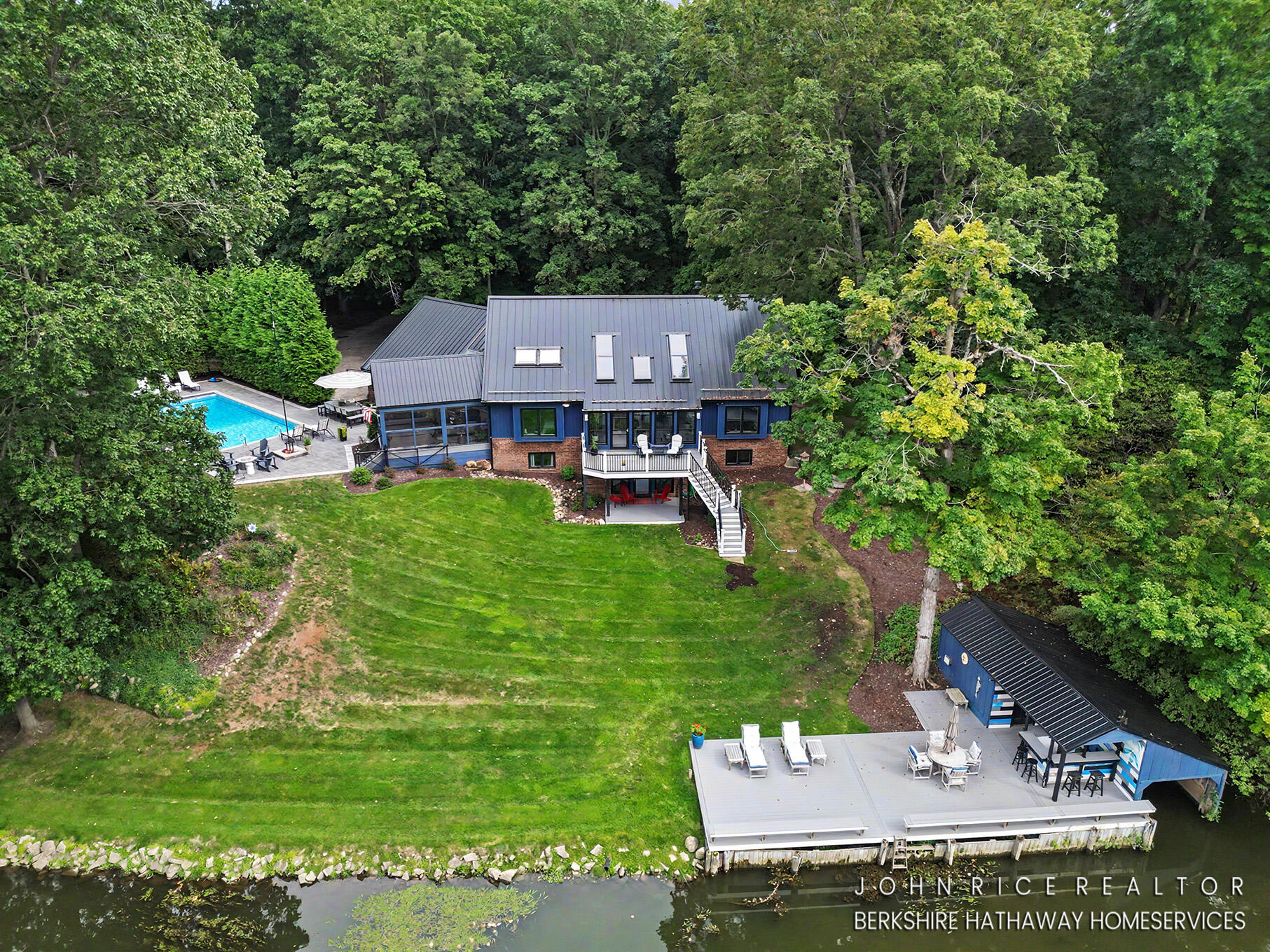 6155 Oakmont Landing SE Property Photo 1